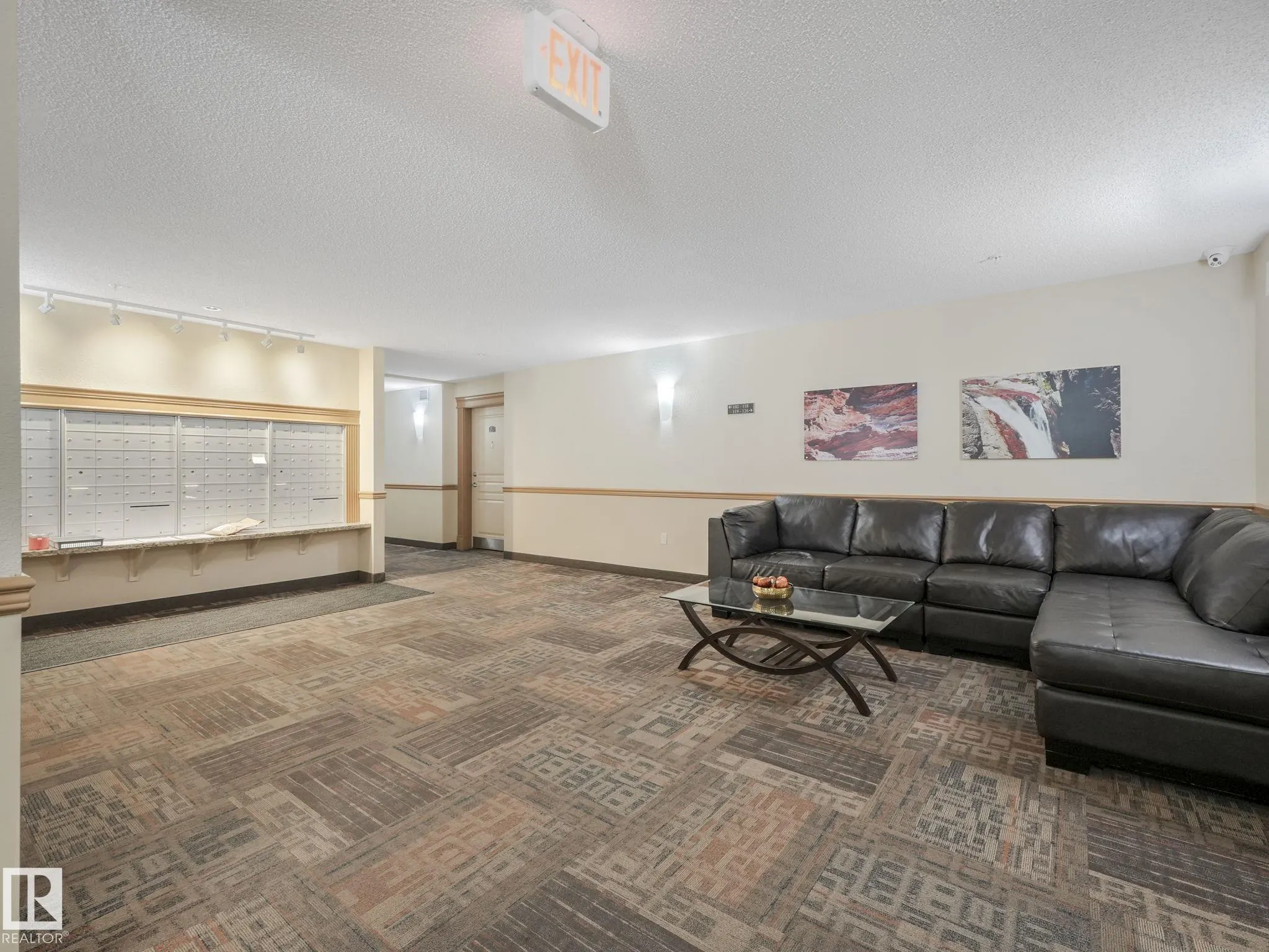 2045 GRANTHAM Court
