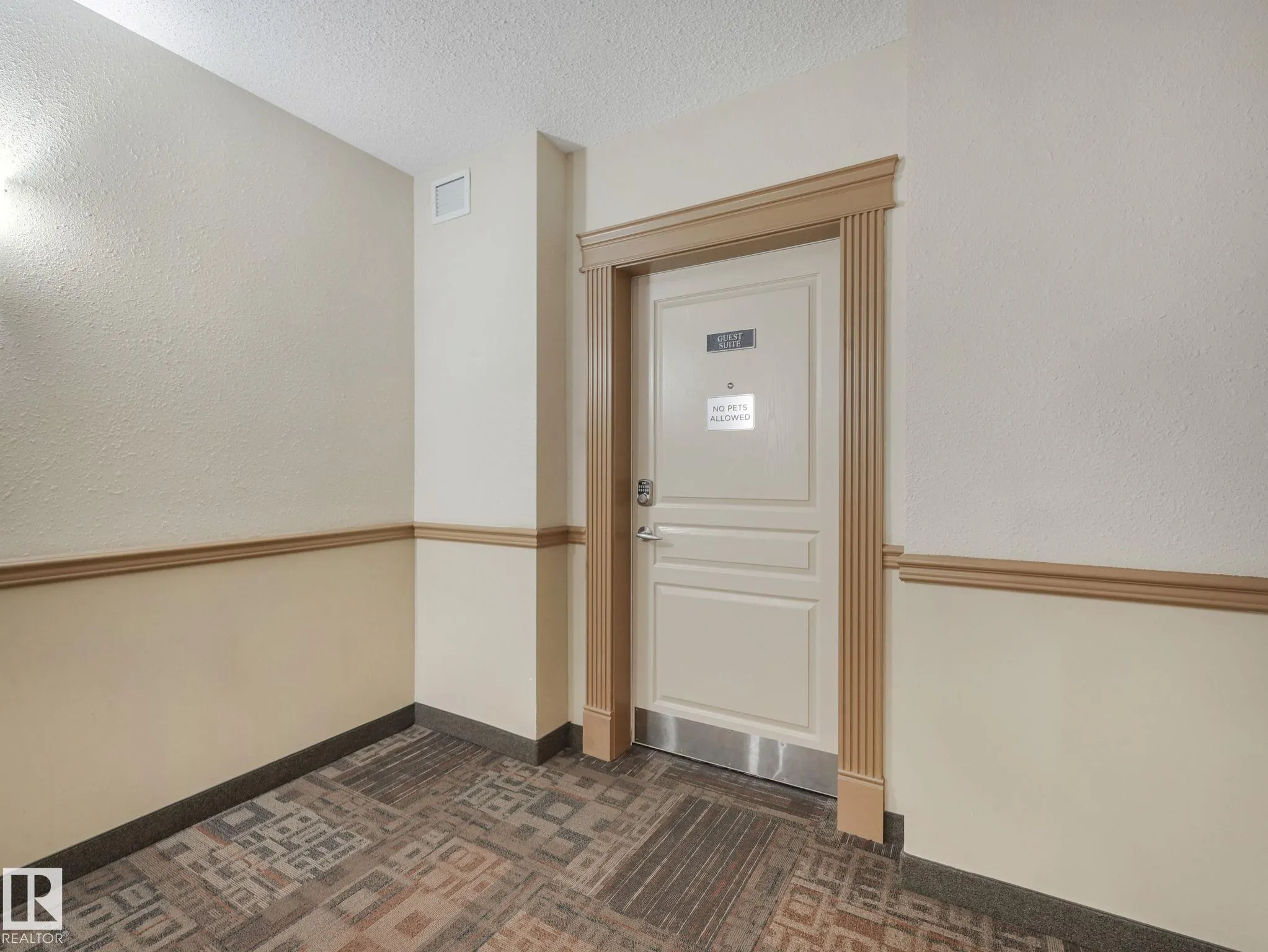 2045 GRANTHAM Court