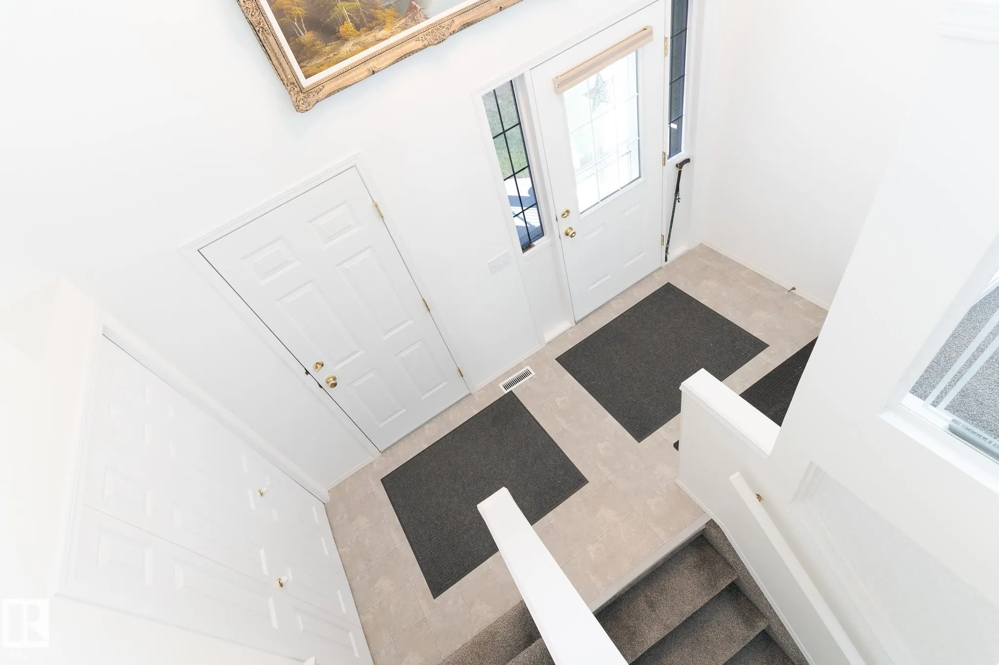 5 LANGLEY Crescent
