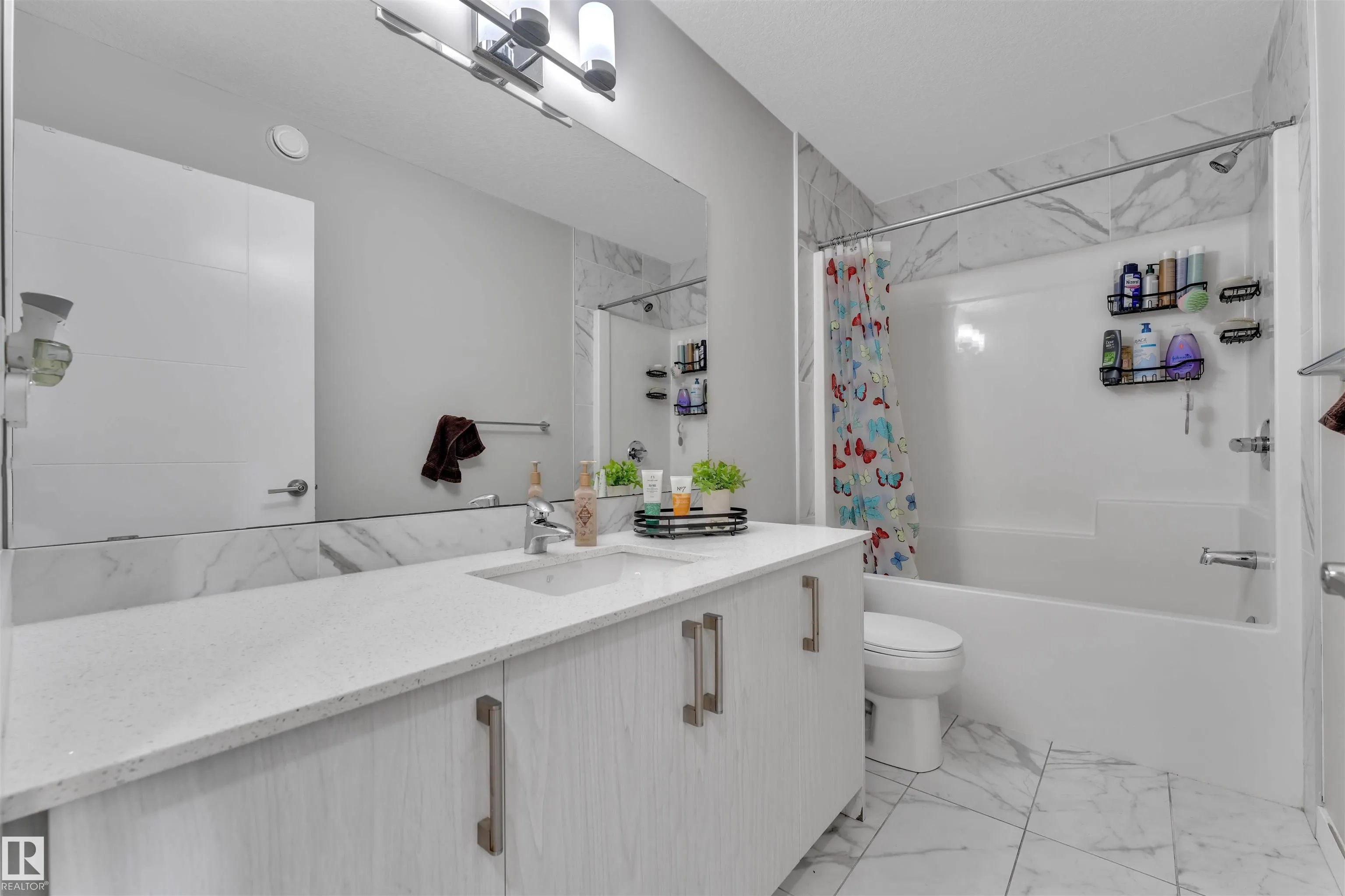 4339 HAWTHORN Landing