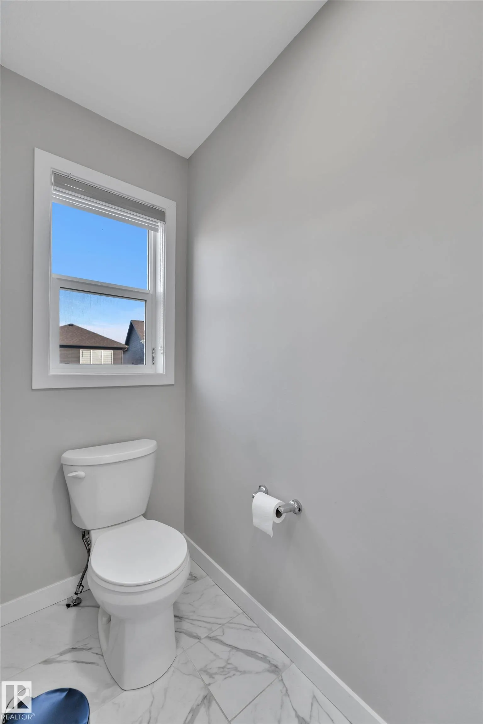 4339 HAWTHORN Landing