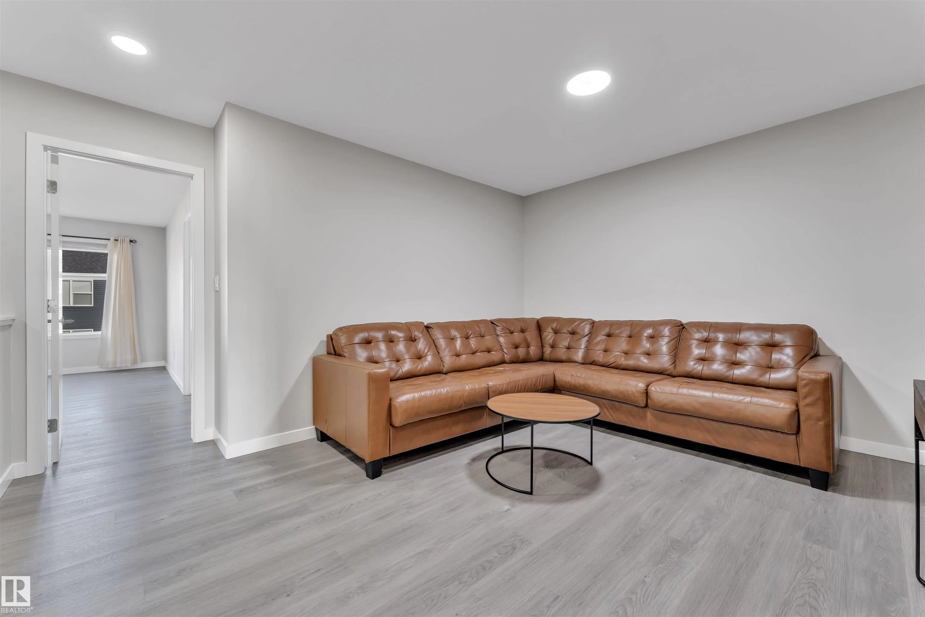 4339 HAWTHORN Landing