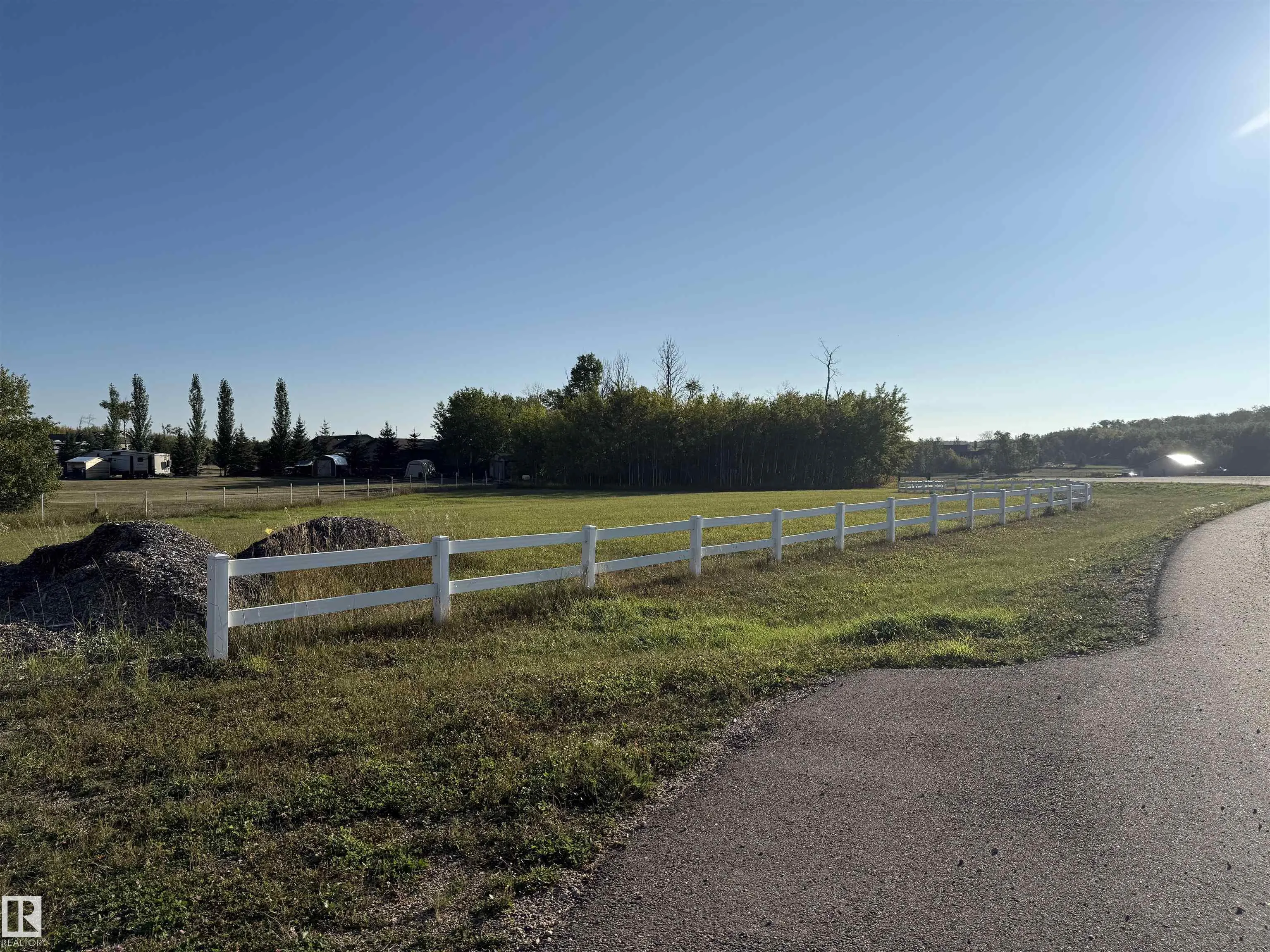 35 61119 Range Road 465A