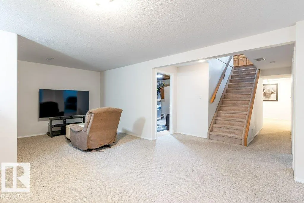 182 DEER RIDGE Drive