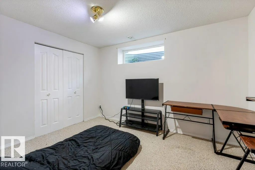 182 DEER RIDGE Drive