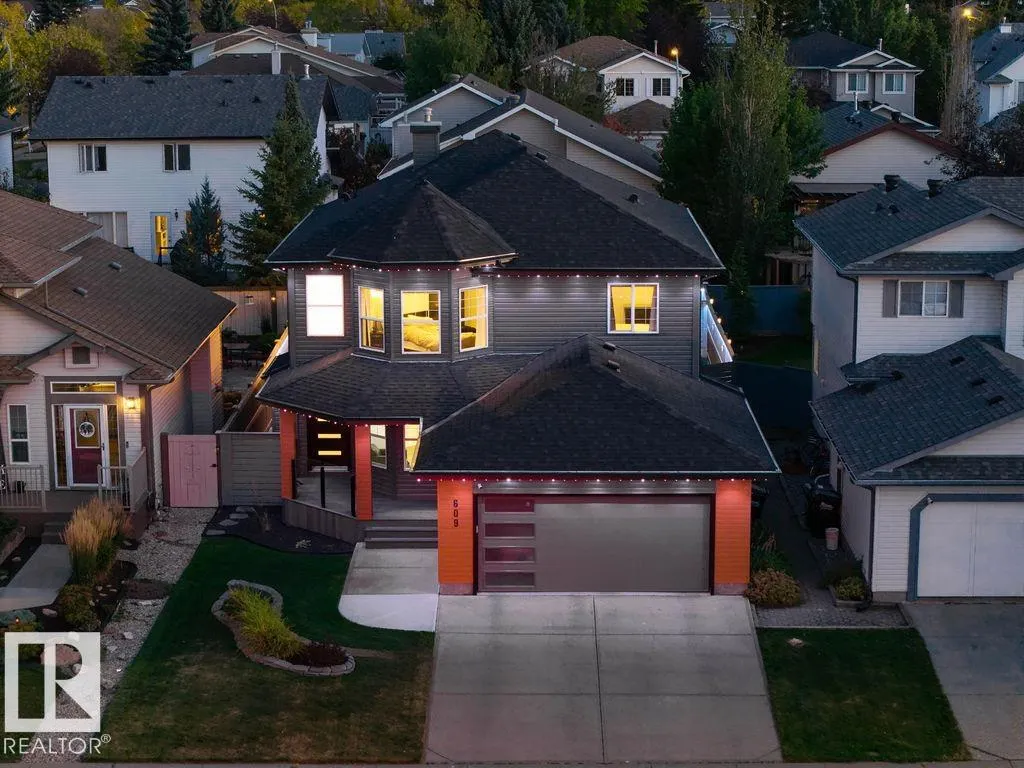 609 MEADOWVIEW Crescent