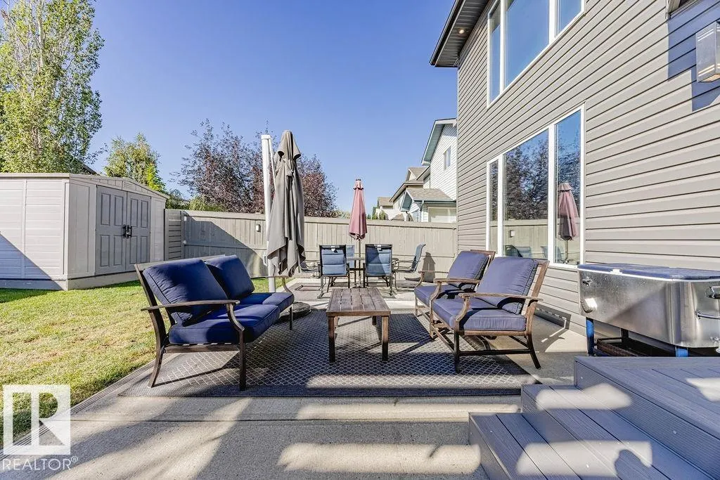 609 MEADOWVIEW Crescent