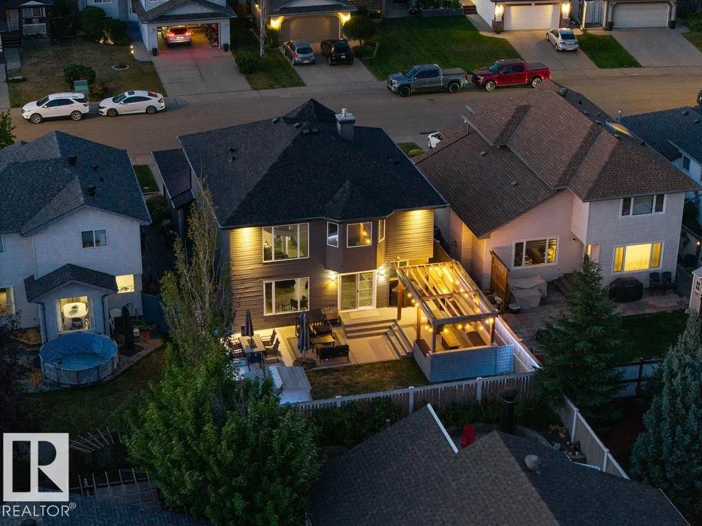 609 MEADOWVIEW Crescent