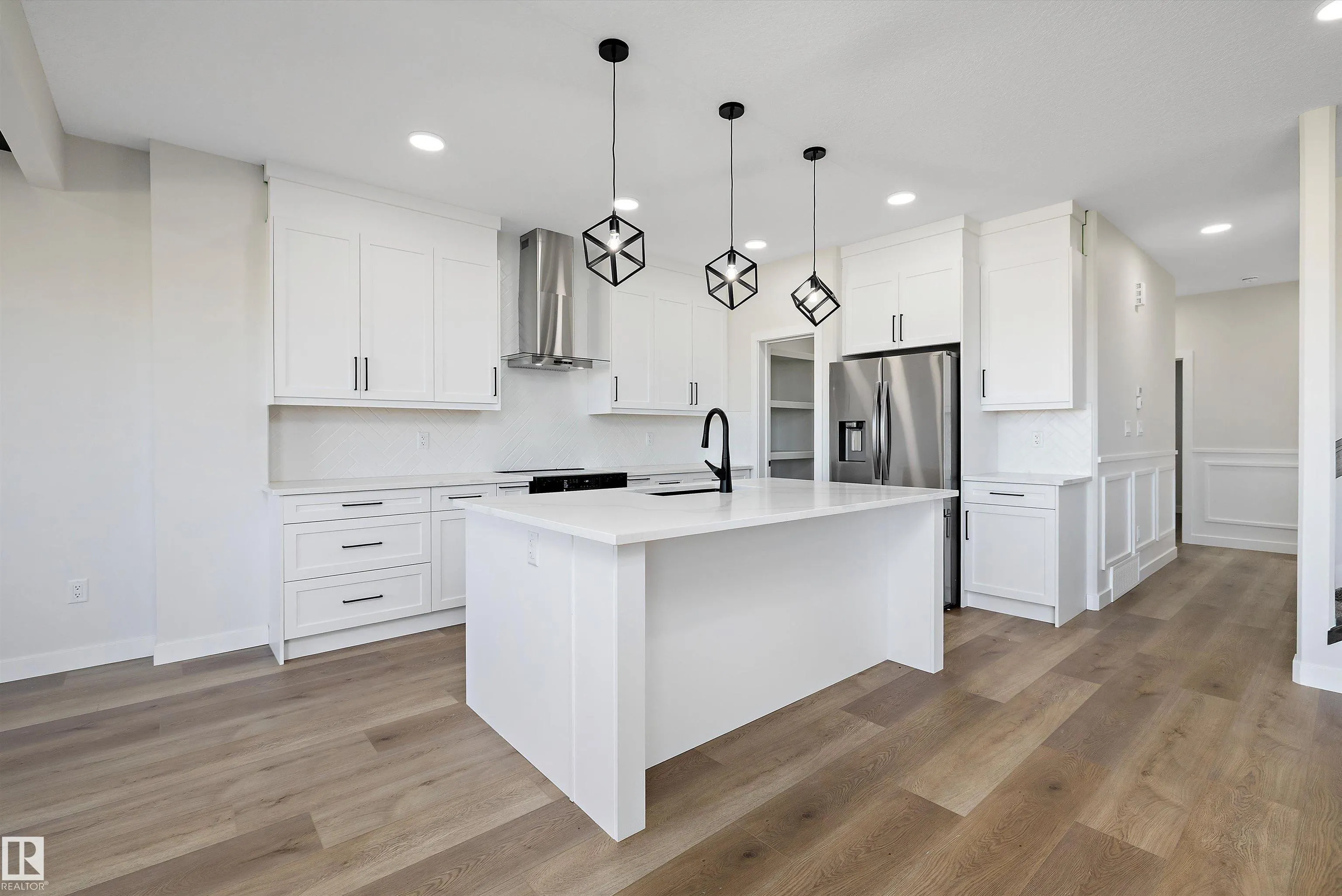 22 Chartres Close
