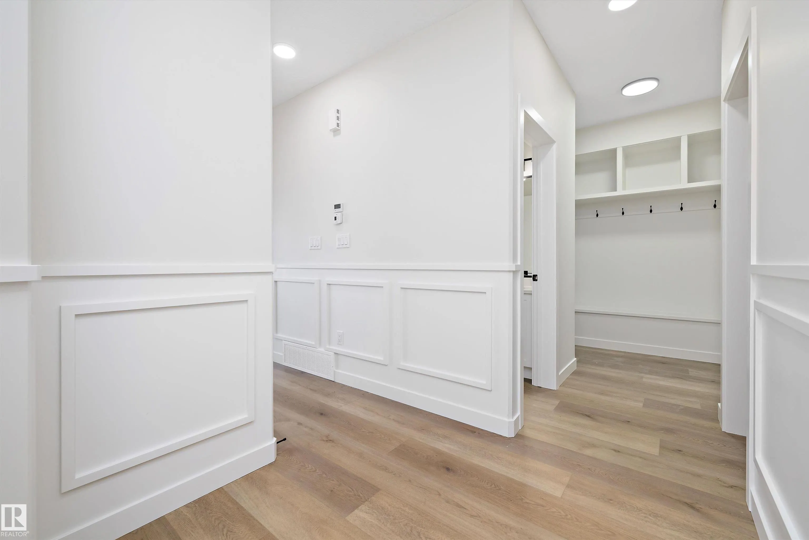 22 Chartres Close