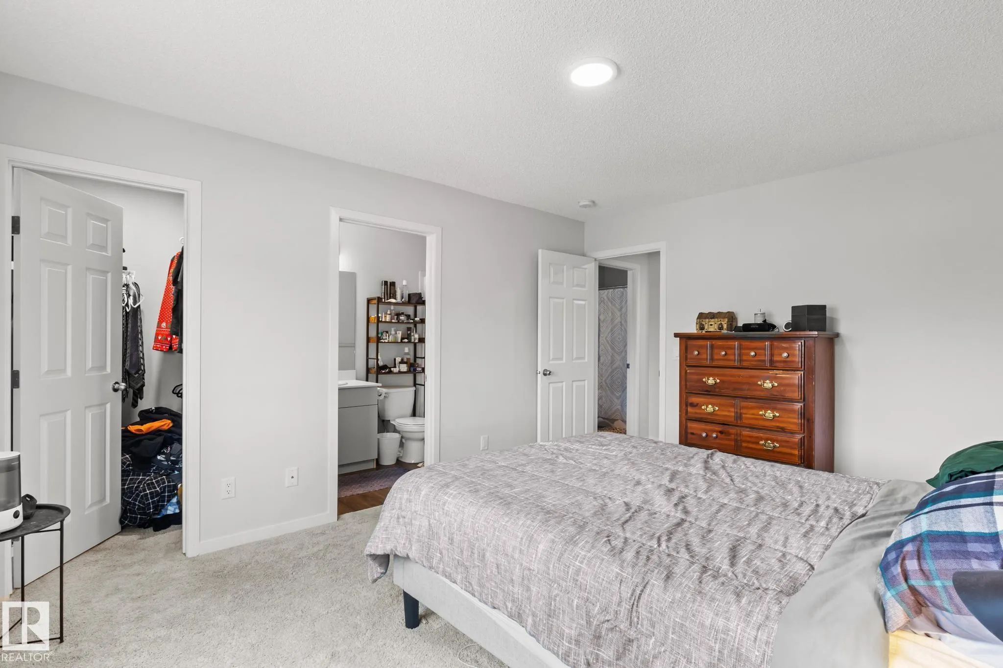 1323 SOUTH CREEK Link