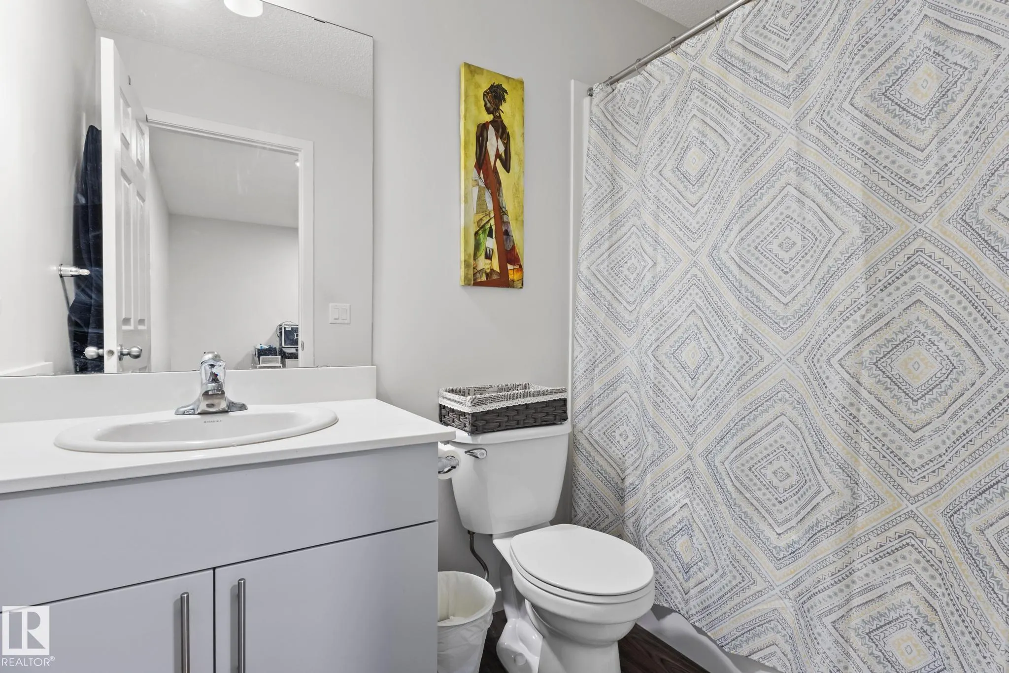 1323 SOUTH CREEK Link