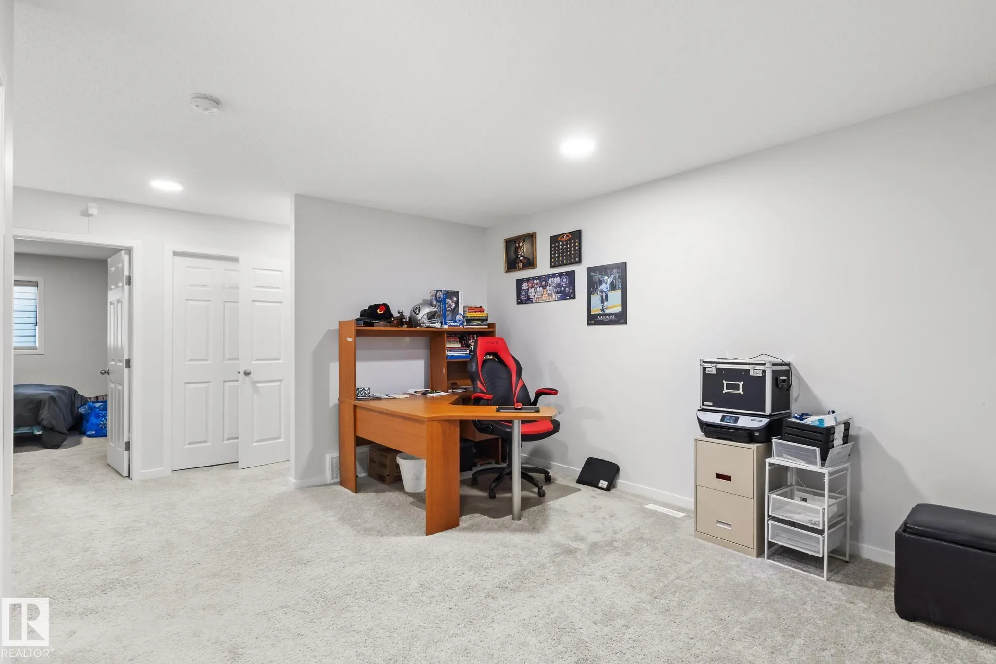 1323 SOUTH CREEK Link