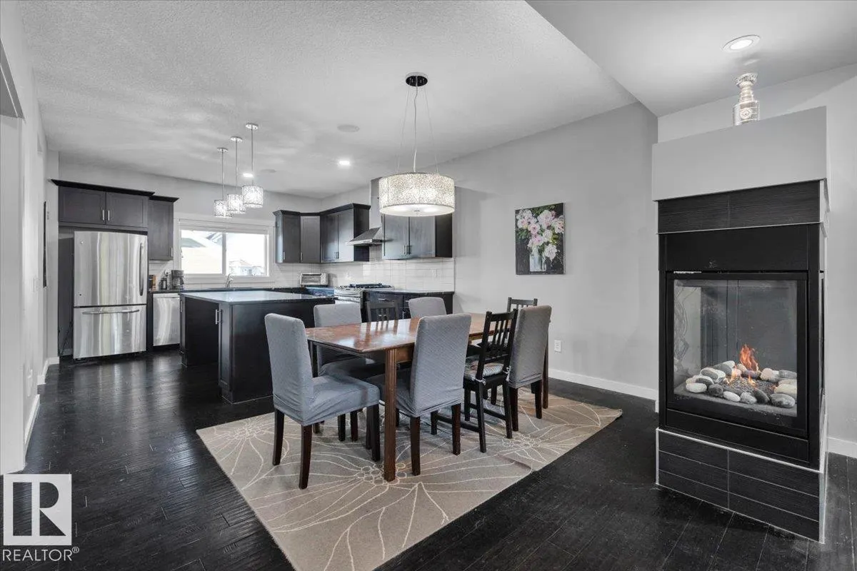8024 SUMMERSIDE GRANDE Boulevard