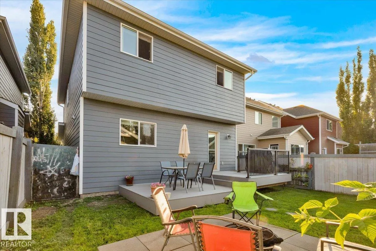 8024 SUMMERSIDE GRANDE Boulevard