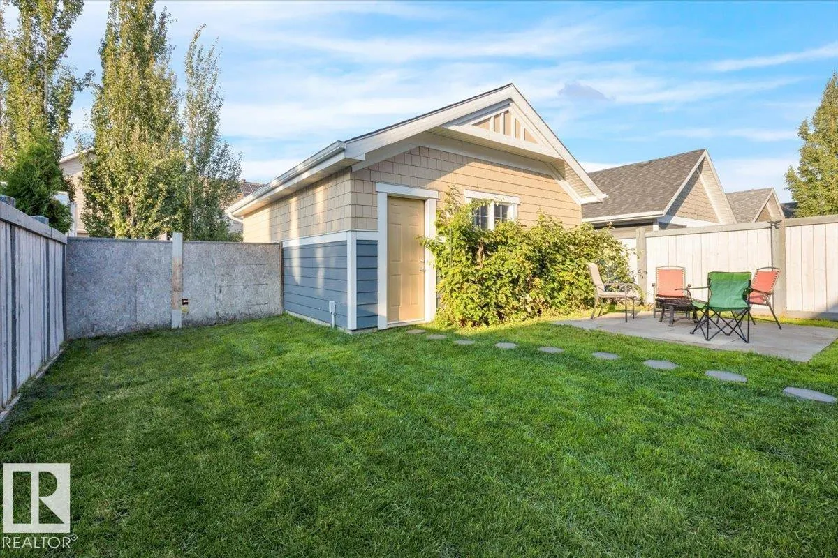 8024 SUMMERSIDE GRANDE Boulevard