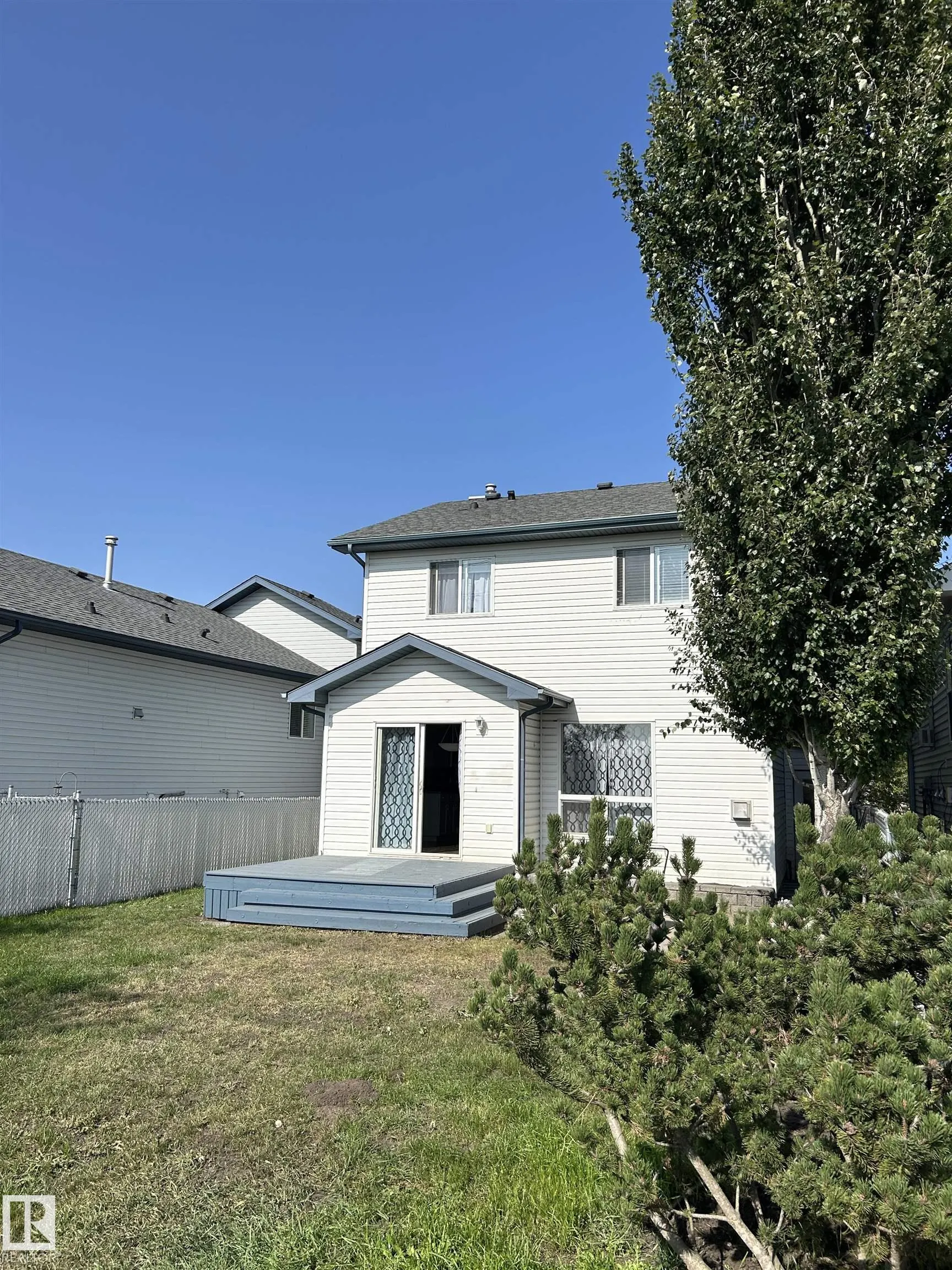 874 HIGHWOOD Boulevard