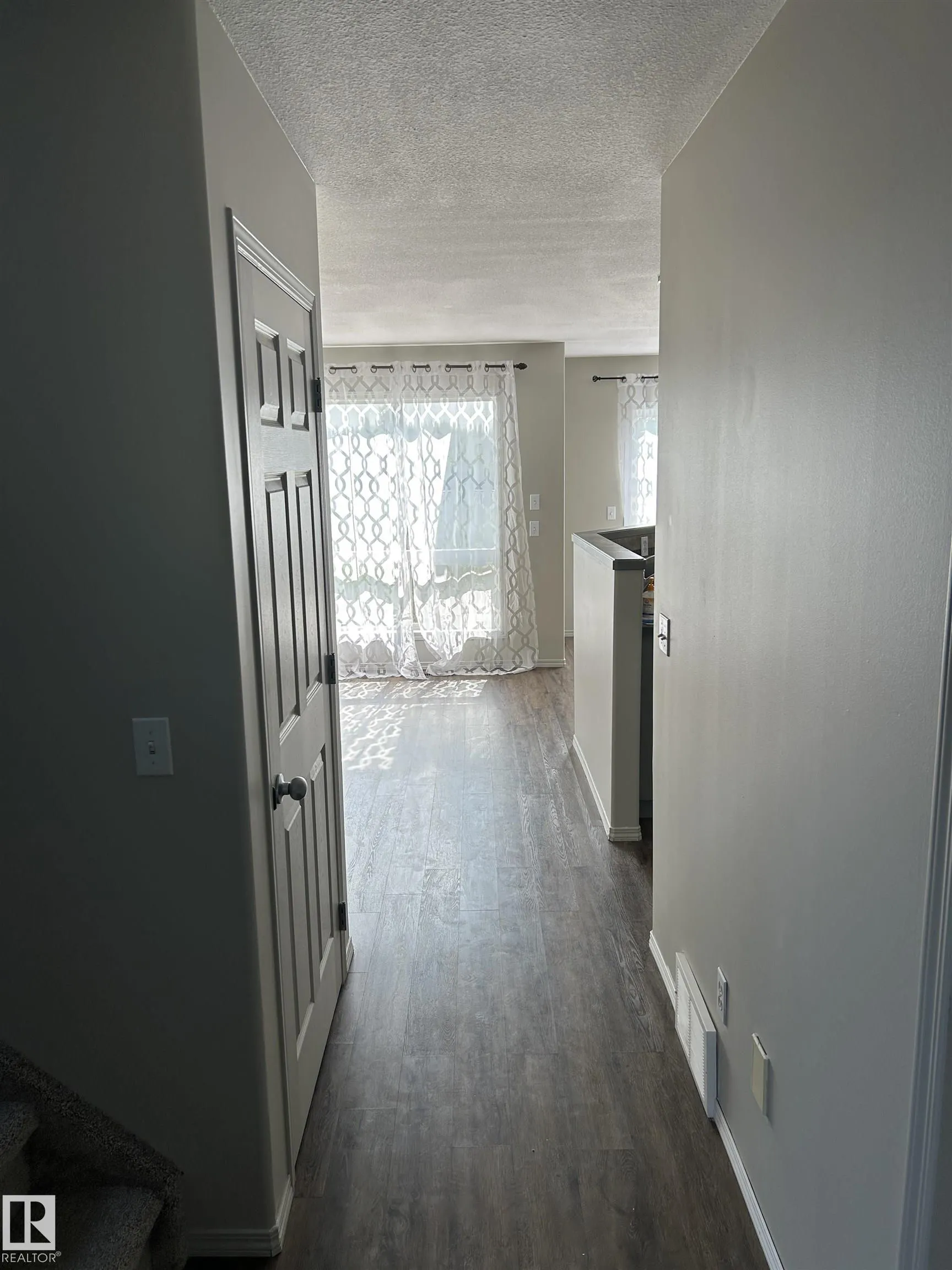 874 HIGHWOOD Boulevard