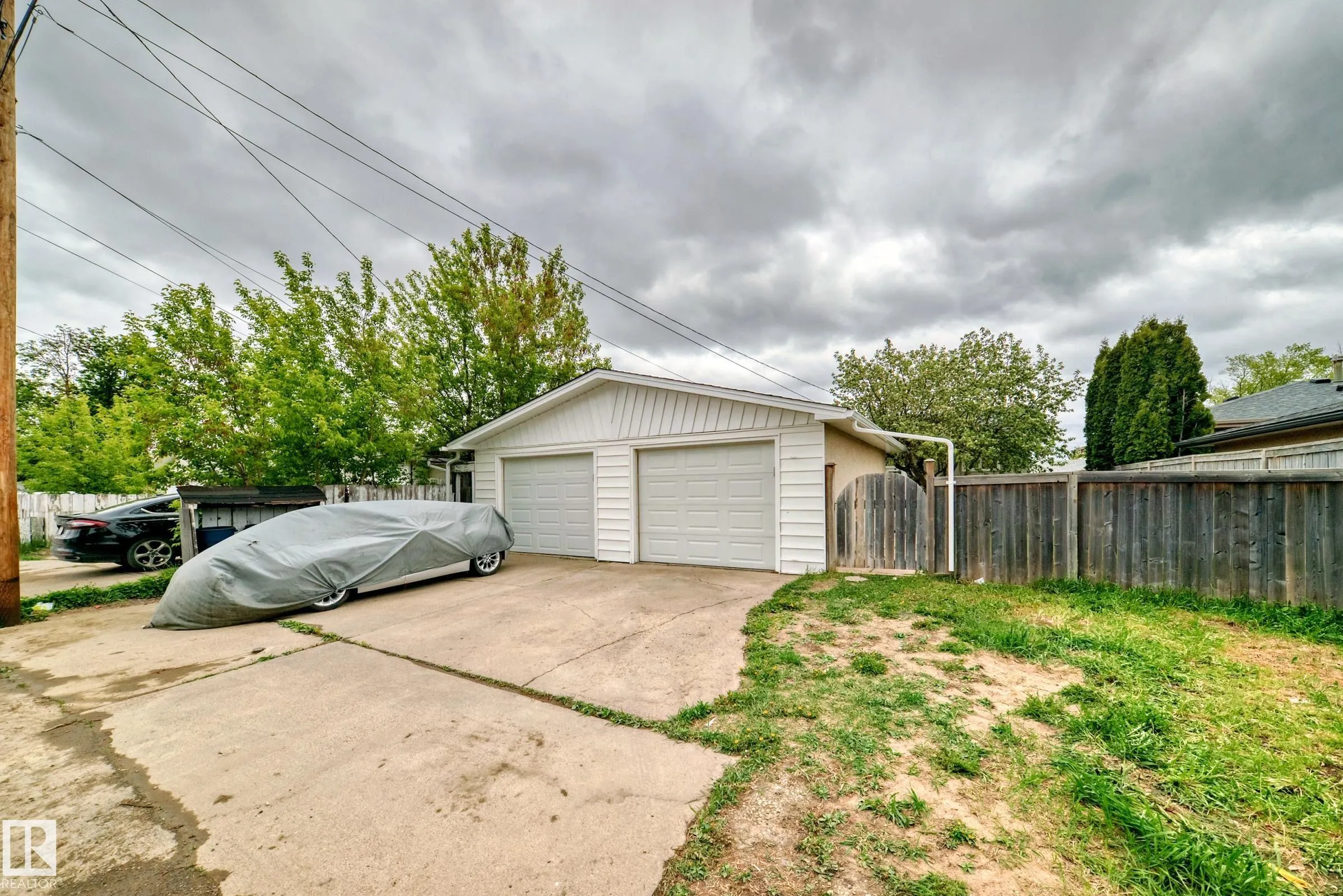 13516 112 Street
