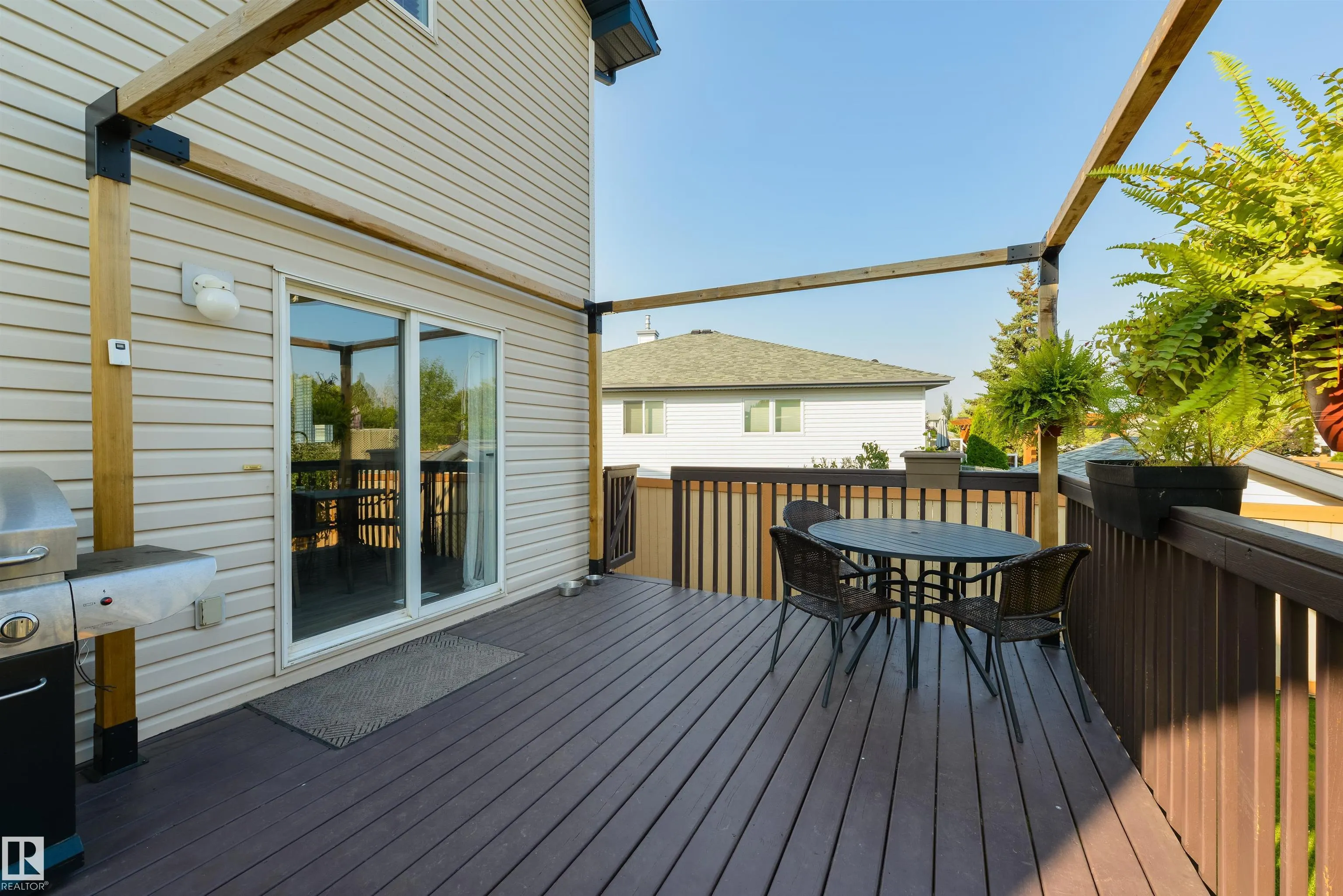 13 WILLIS Crescent