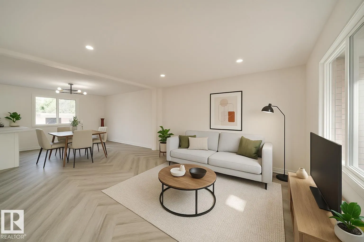 289 RIDGEWOOD