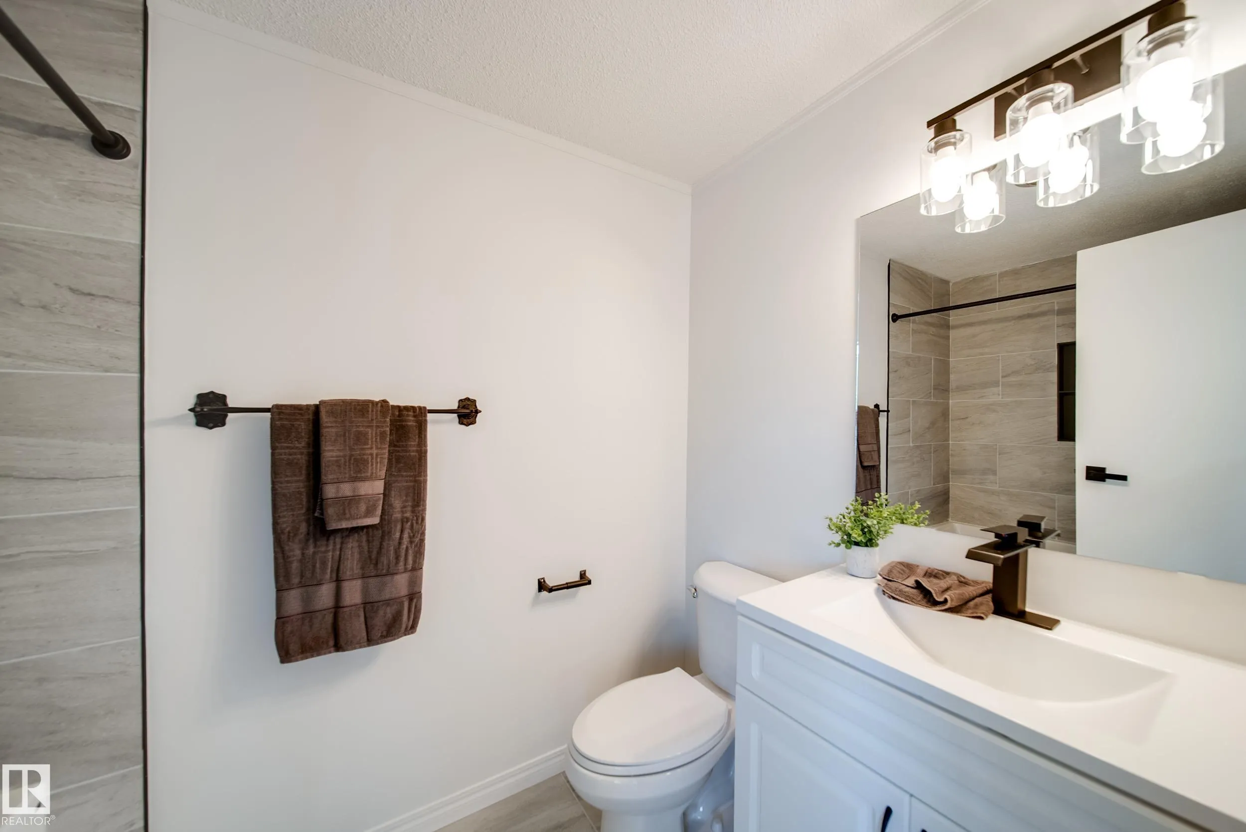 289 RIDGEWOOD