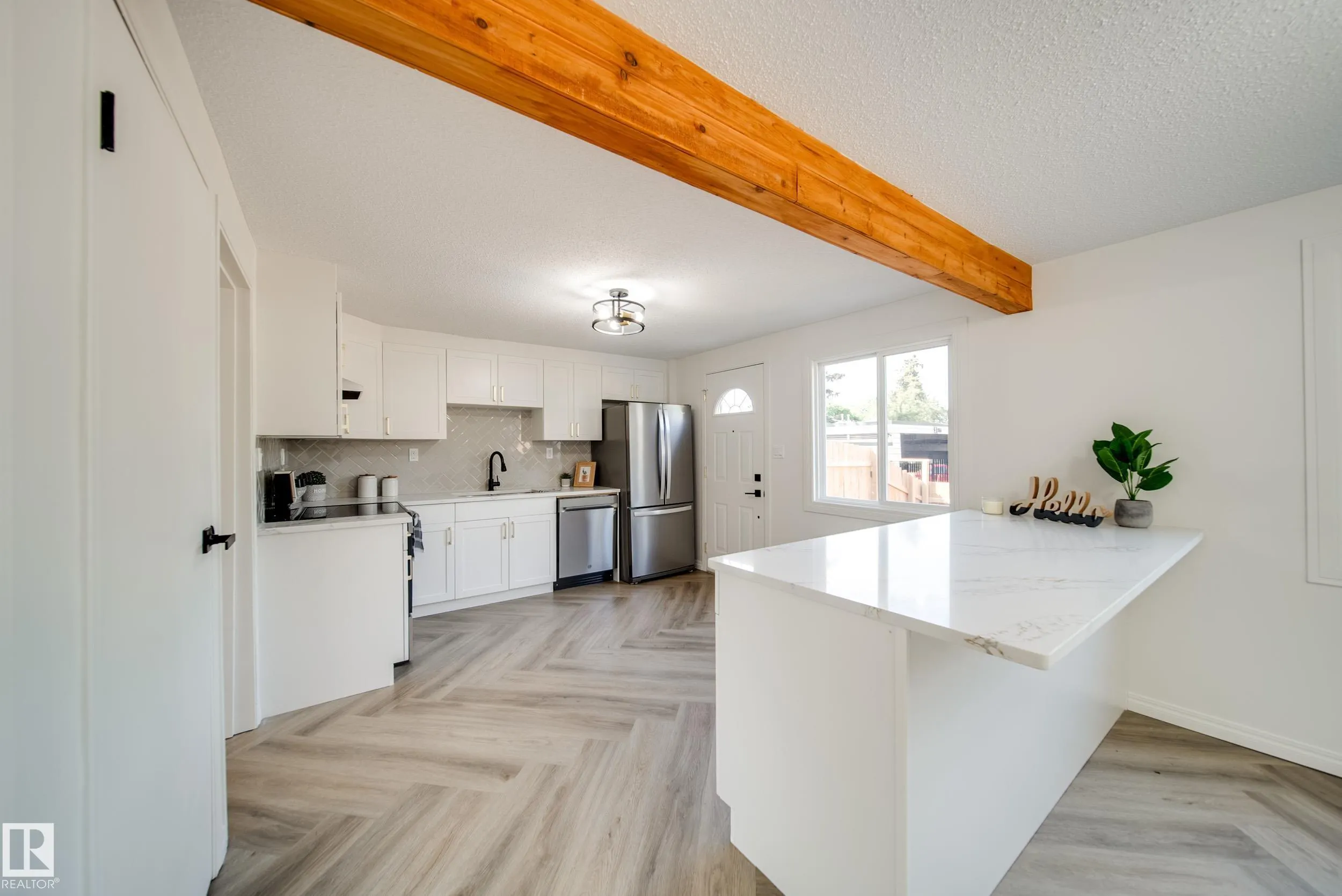 289 RIDGEWOOD