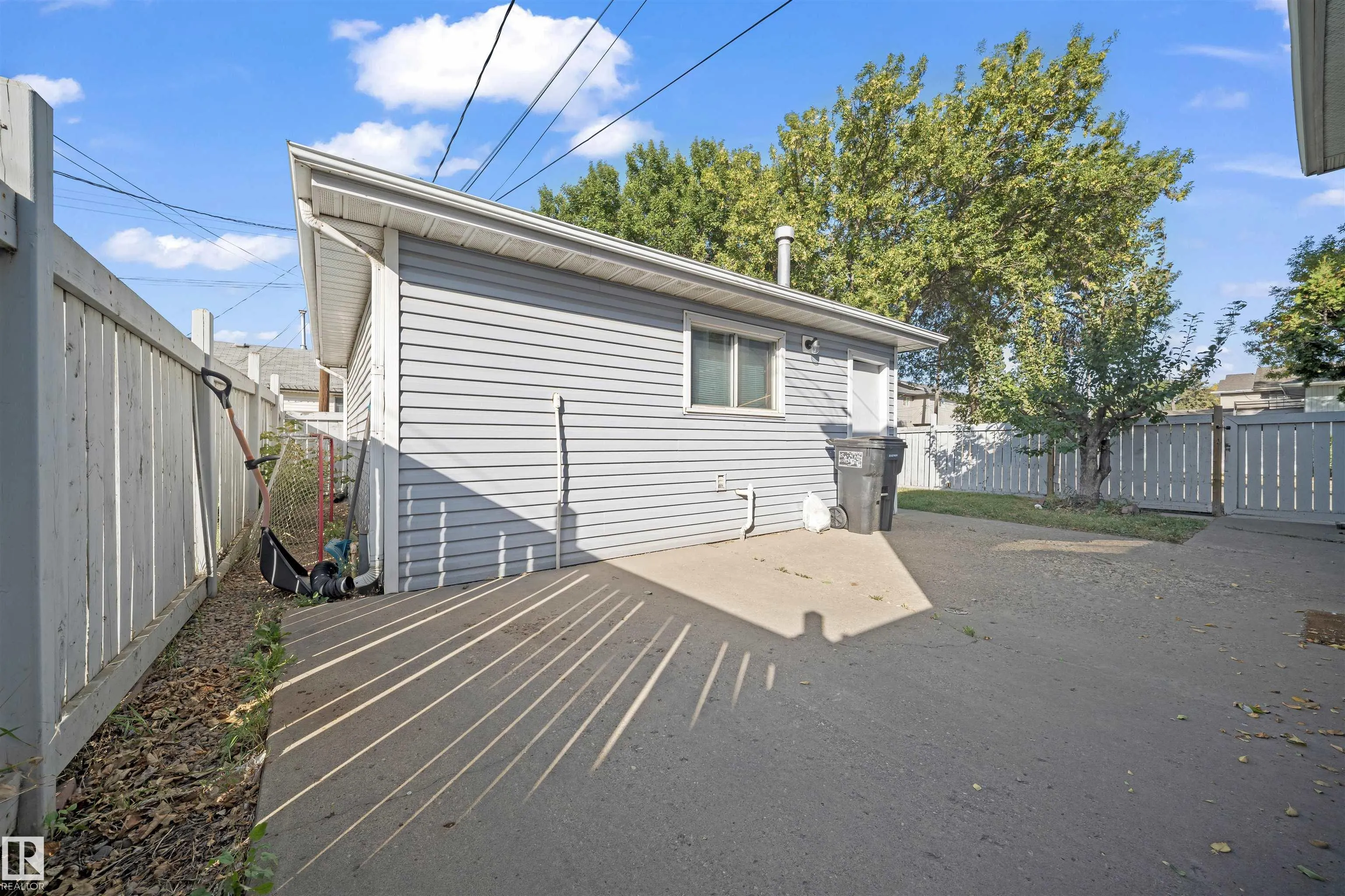 11604 127 Avenue