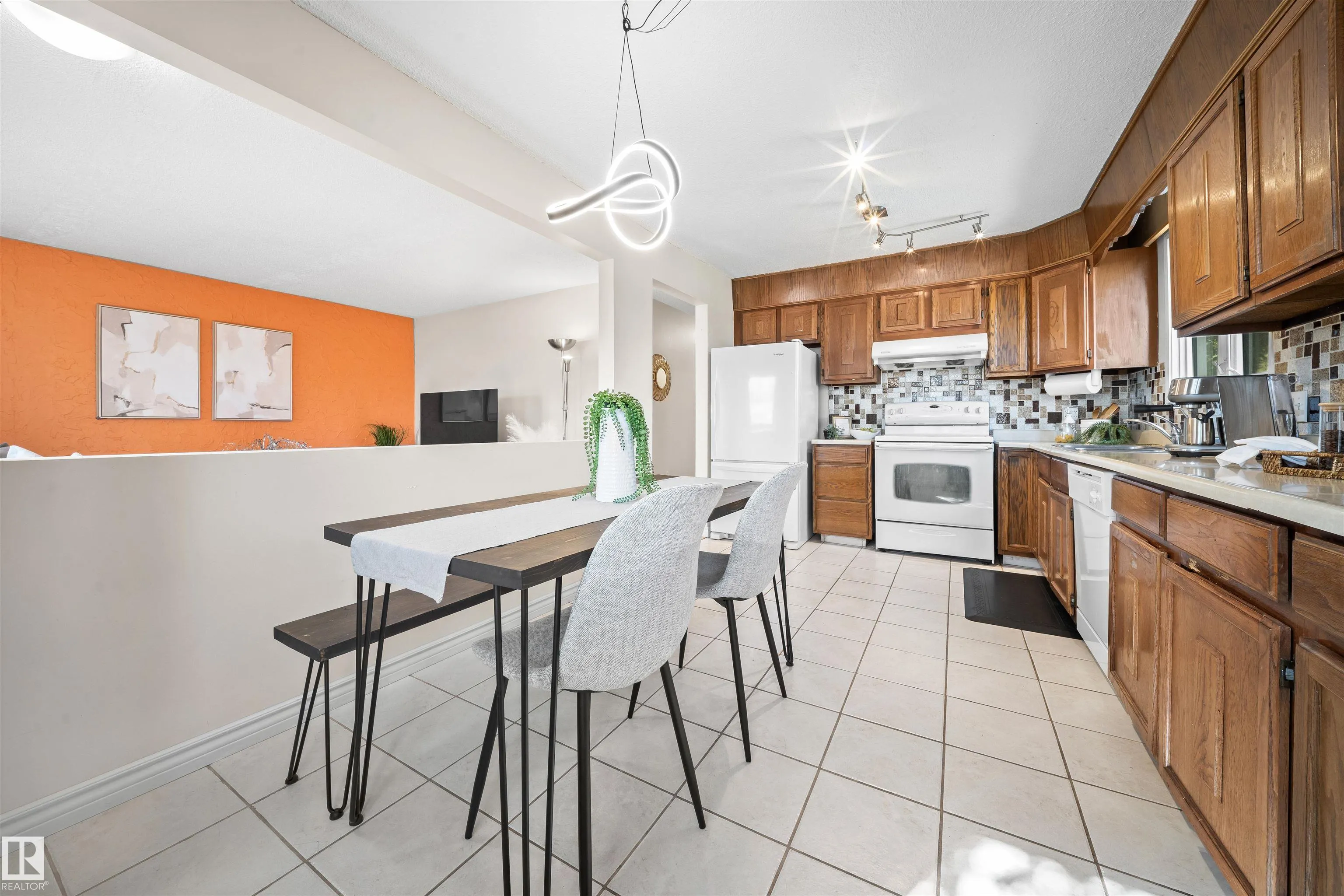11604 127 Avenue