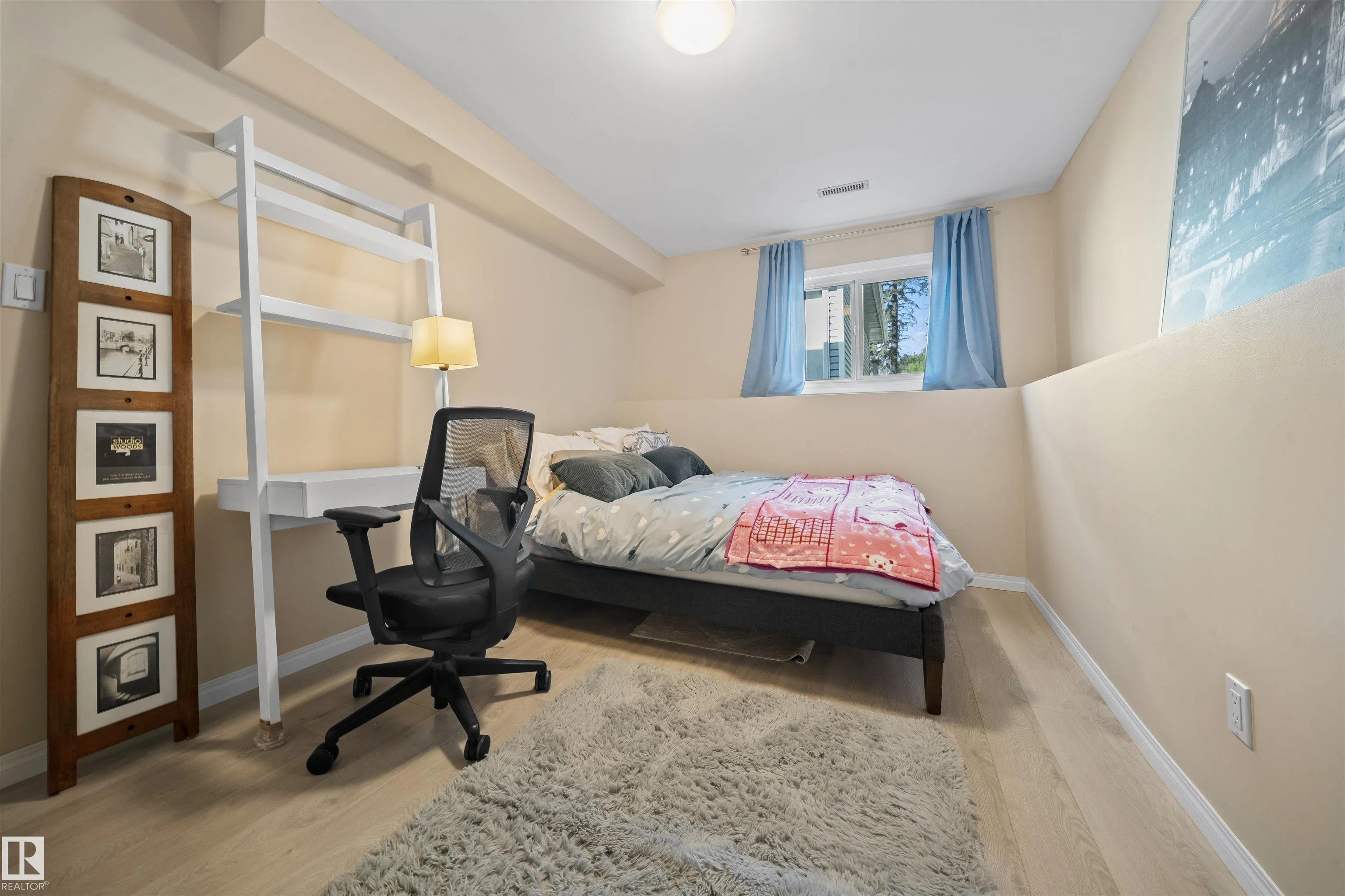 11604 127 Avenue