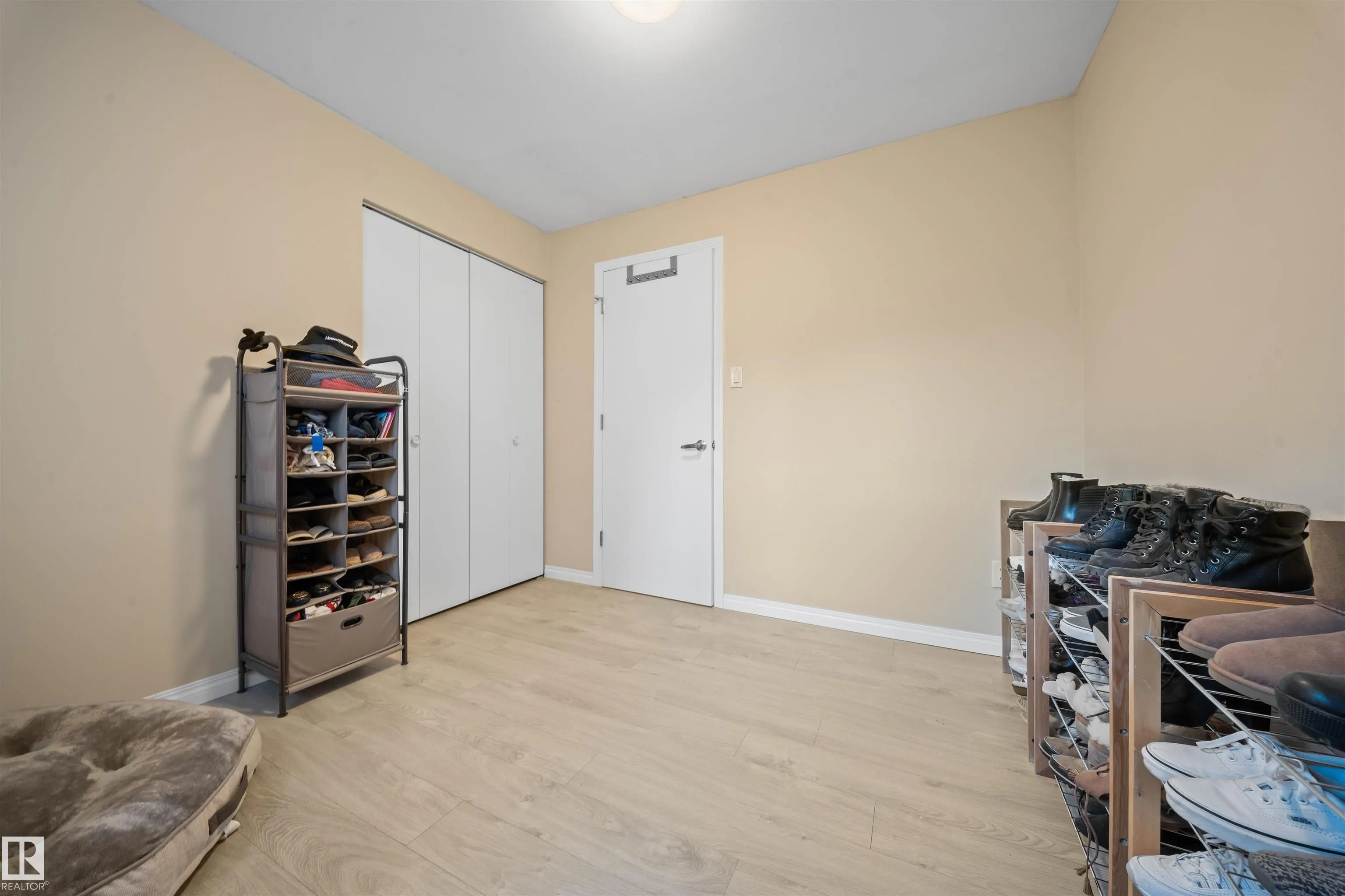 11604 127 Avenue