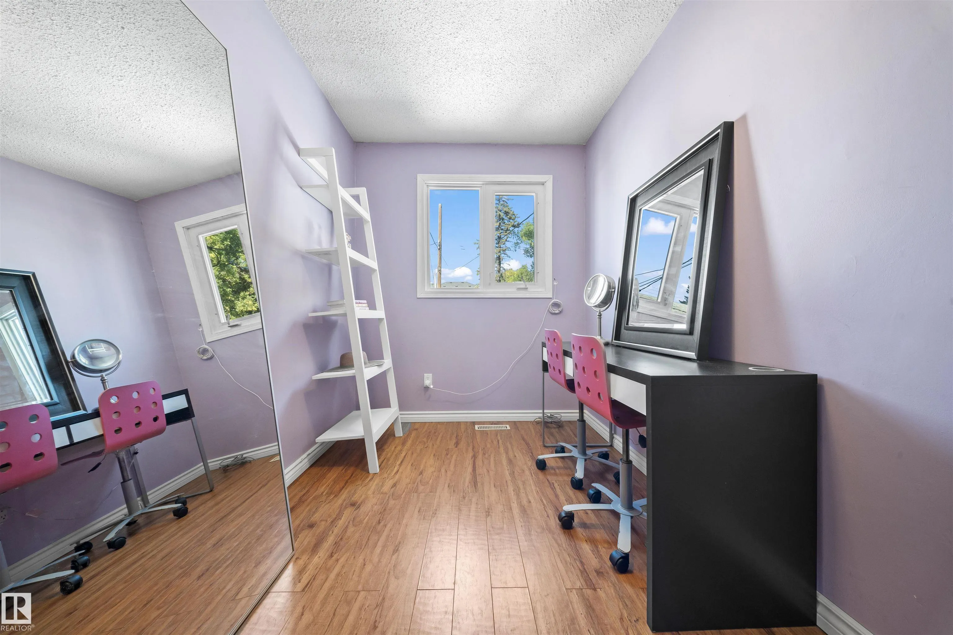 11604 127 Avenue