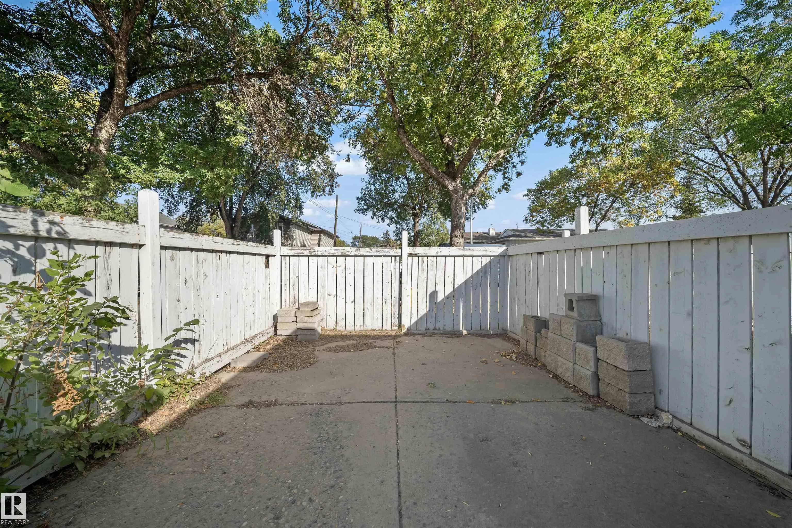 11604 127 Avenue