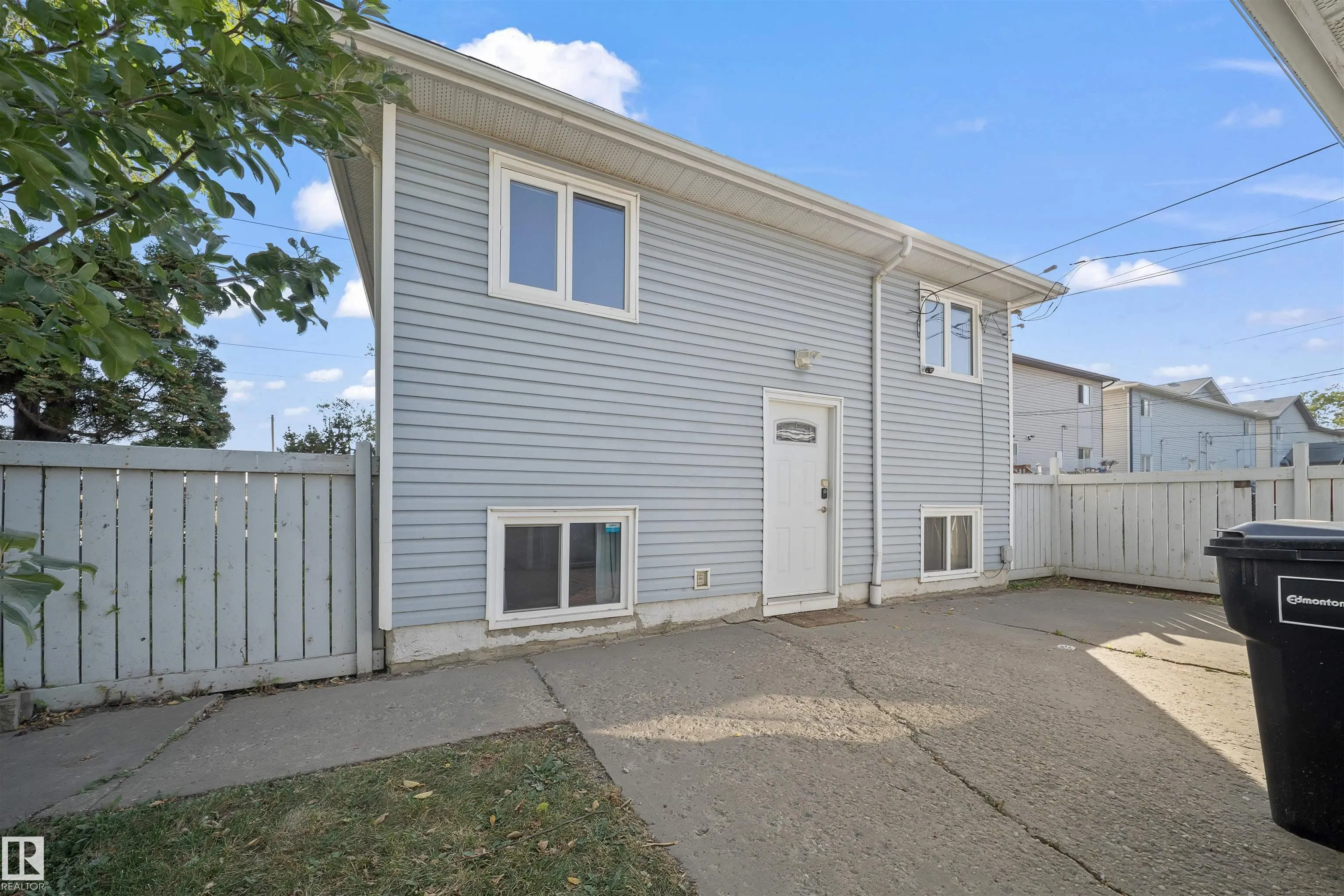 11604 127 Avenue