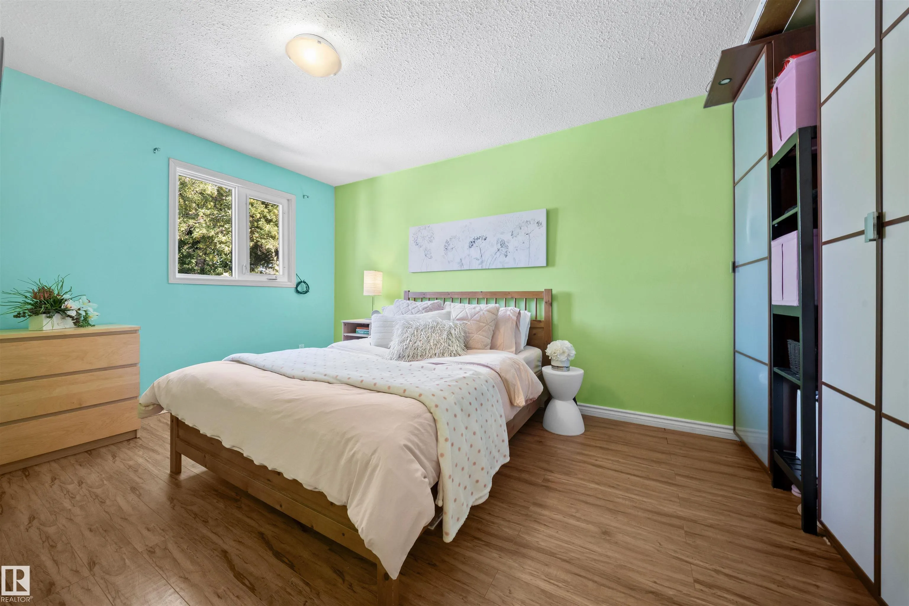 11604 127 Avenue