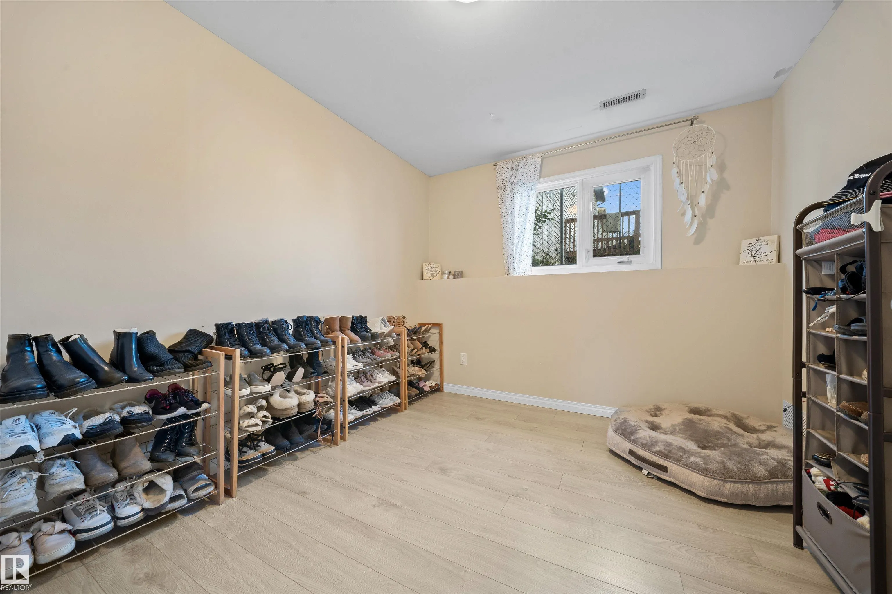 11604 127 Avenue