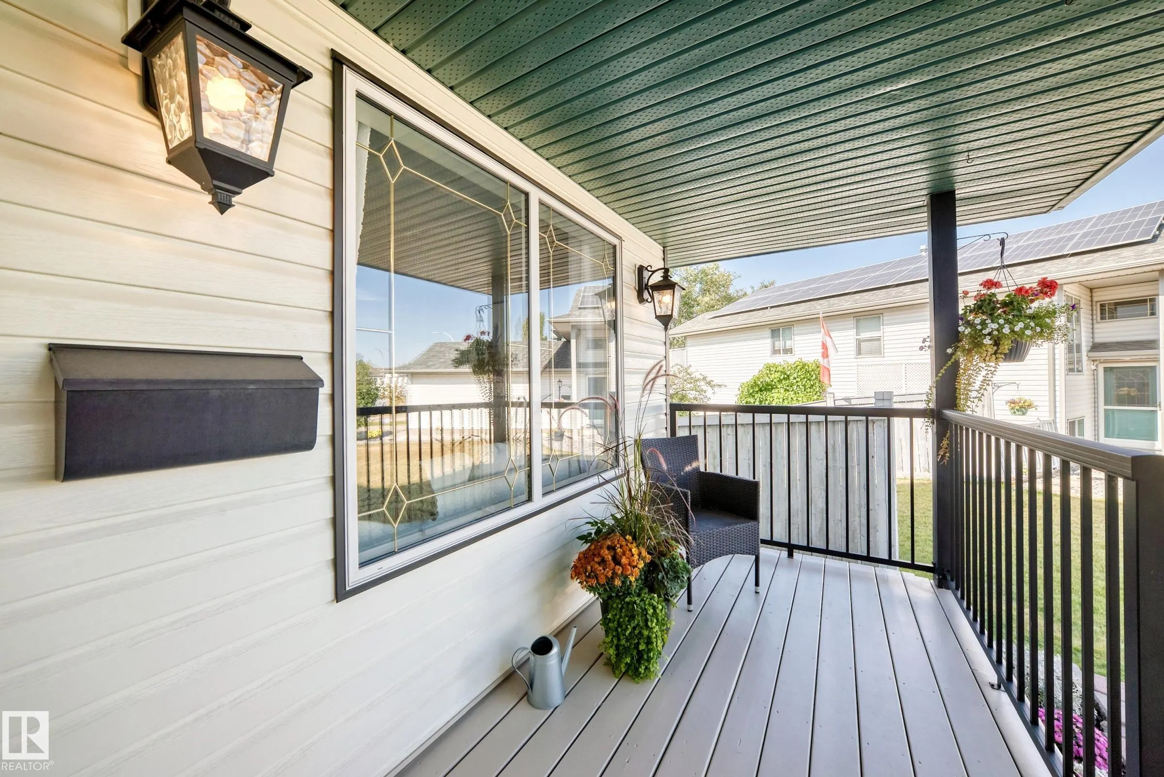85 HAWTHORNE Crescent
