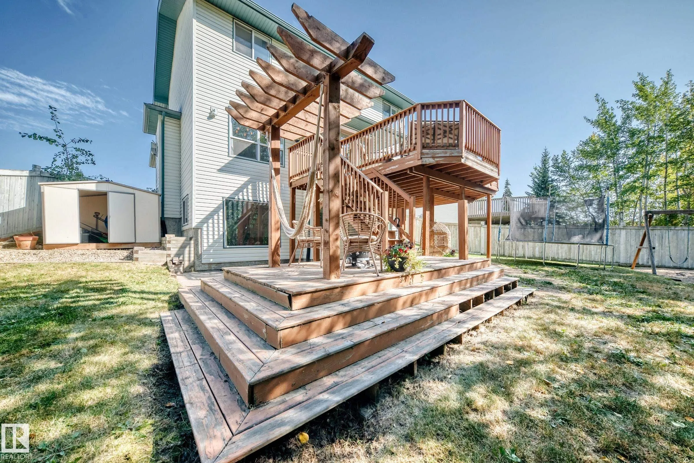 85 HAWTHORNE Crescent