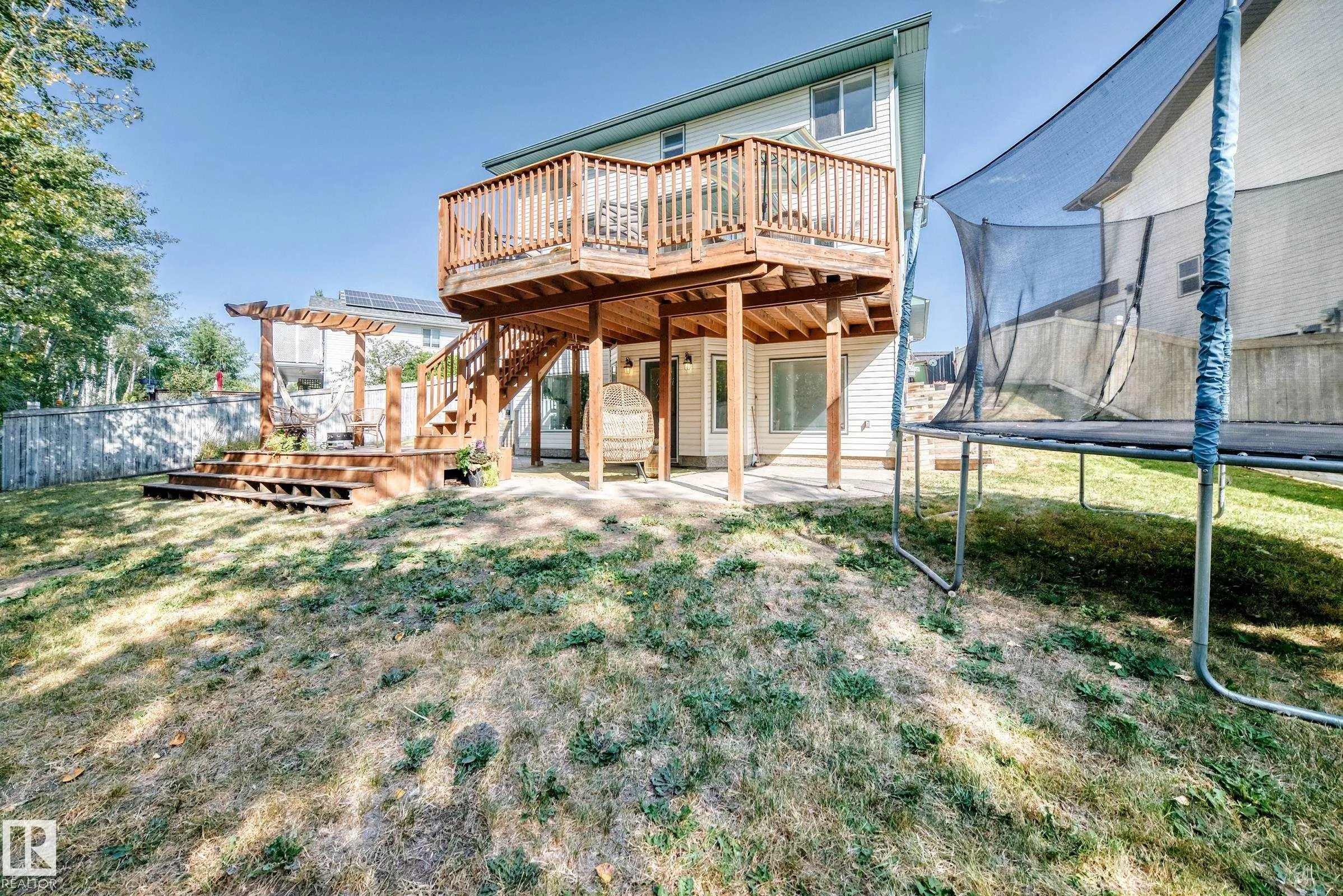 85 HAWTHORNE Crescent