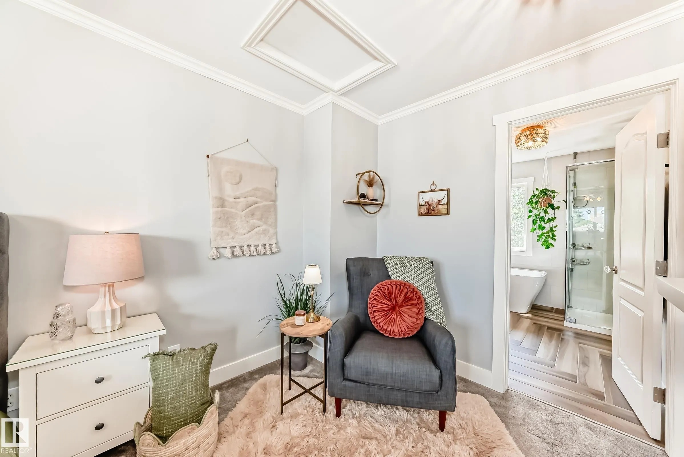 85 HAWTHORNE Crescent