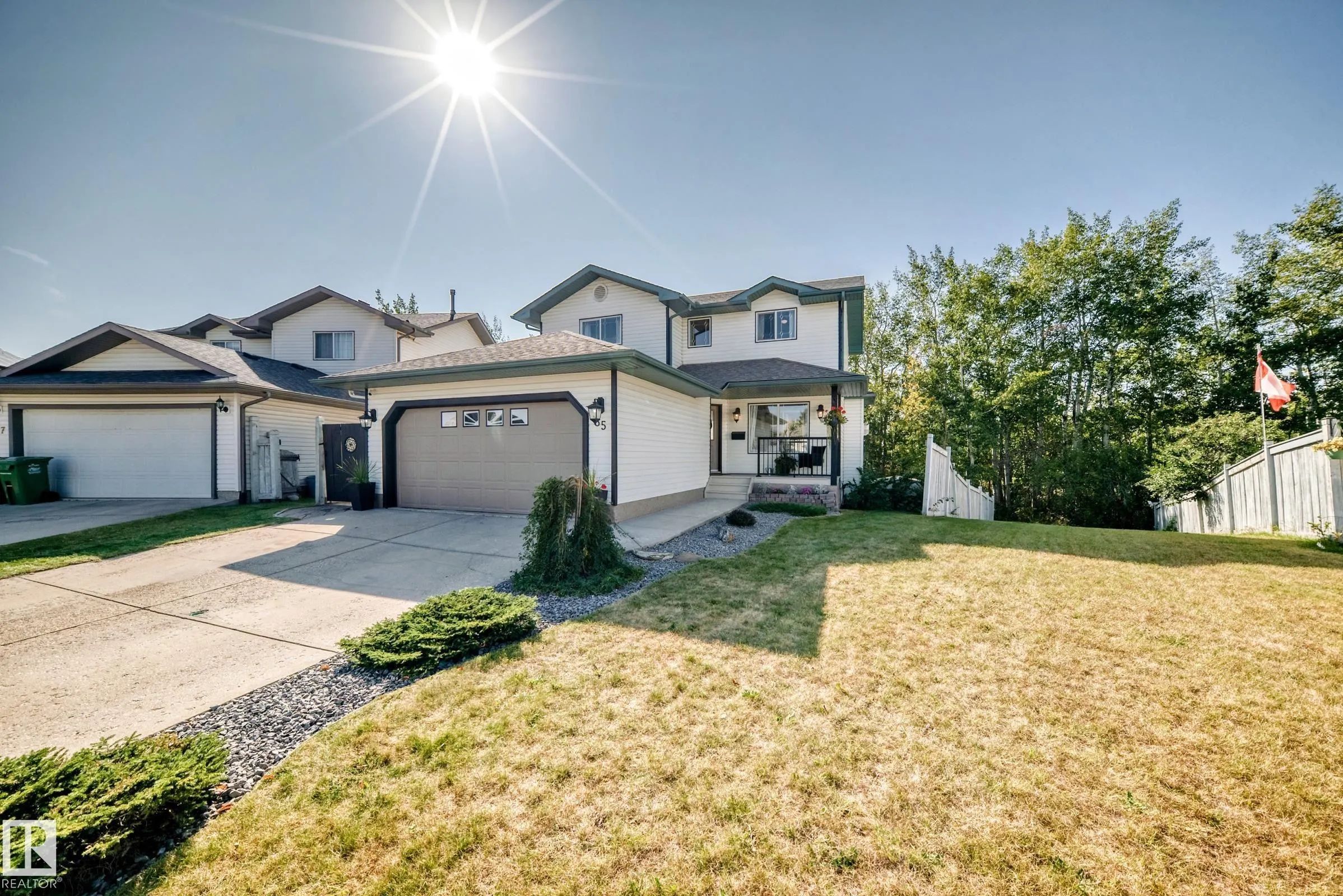 85 HAWTHORNE Crescent