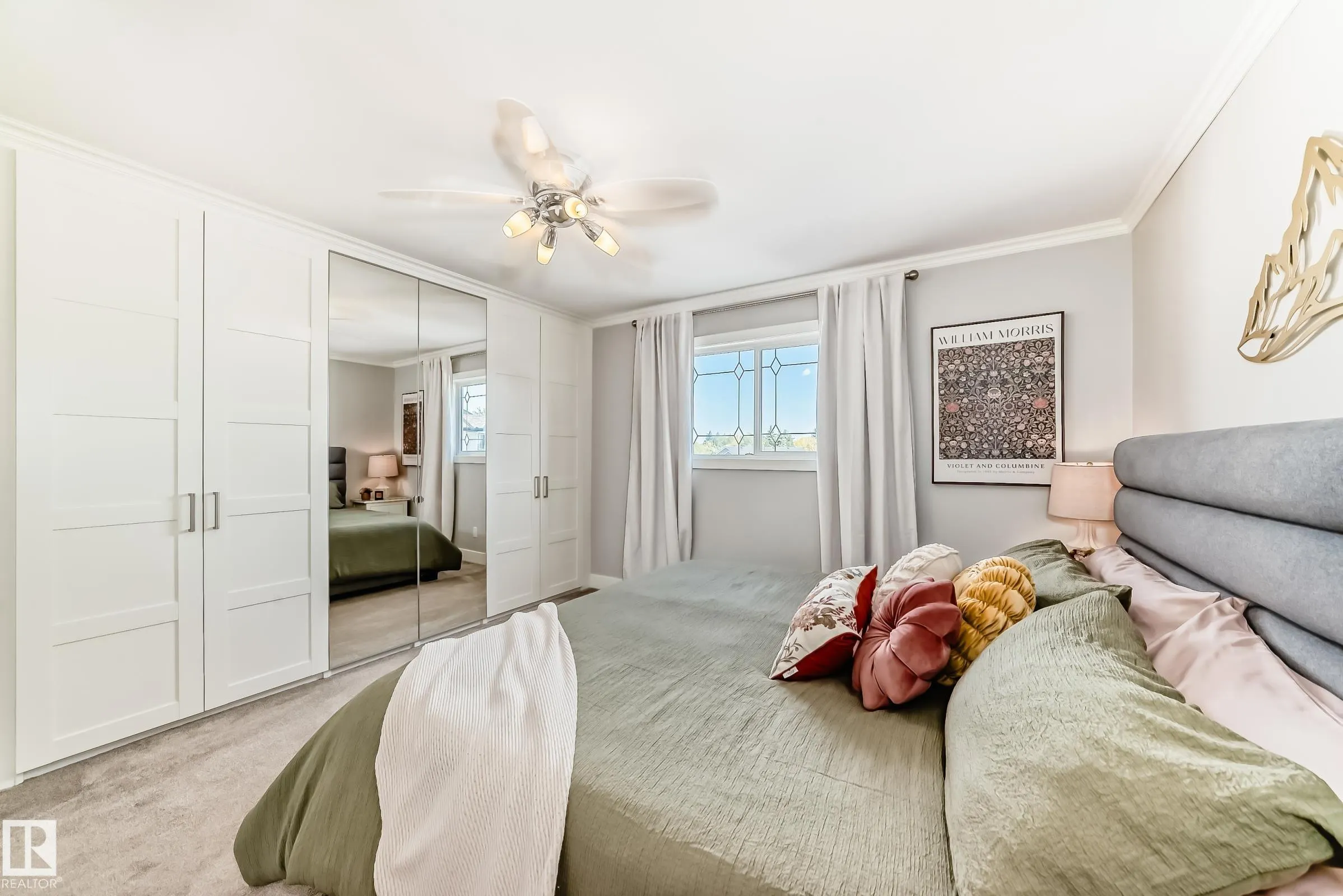 85 HAWTHORNE Crescent