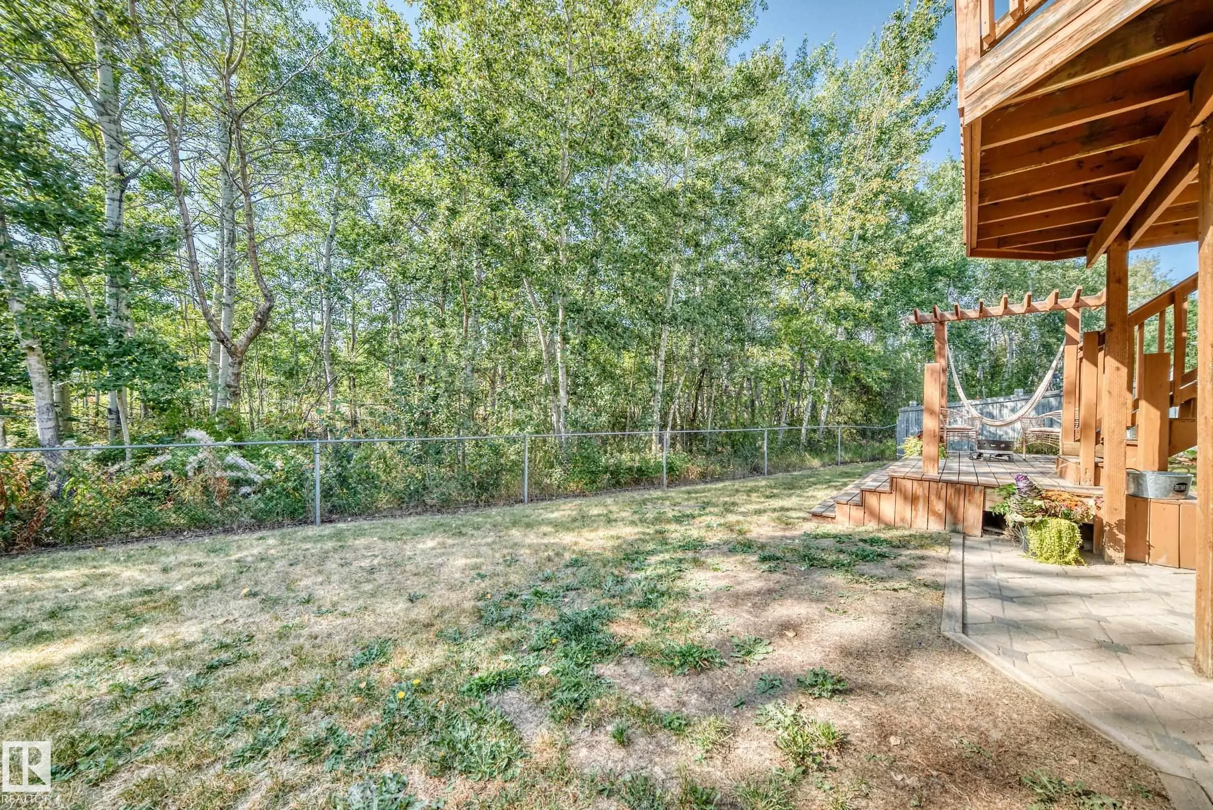 85 HAWTHORNE Crescent