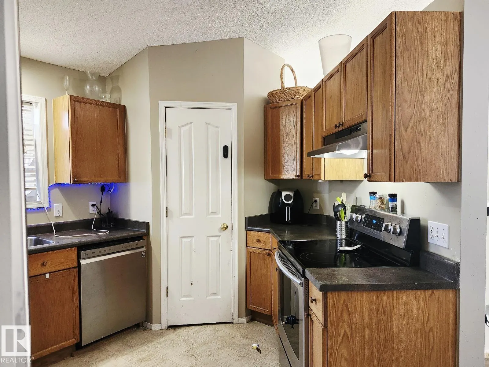 108 BROOKVIEW Way