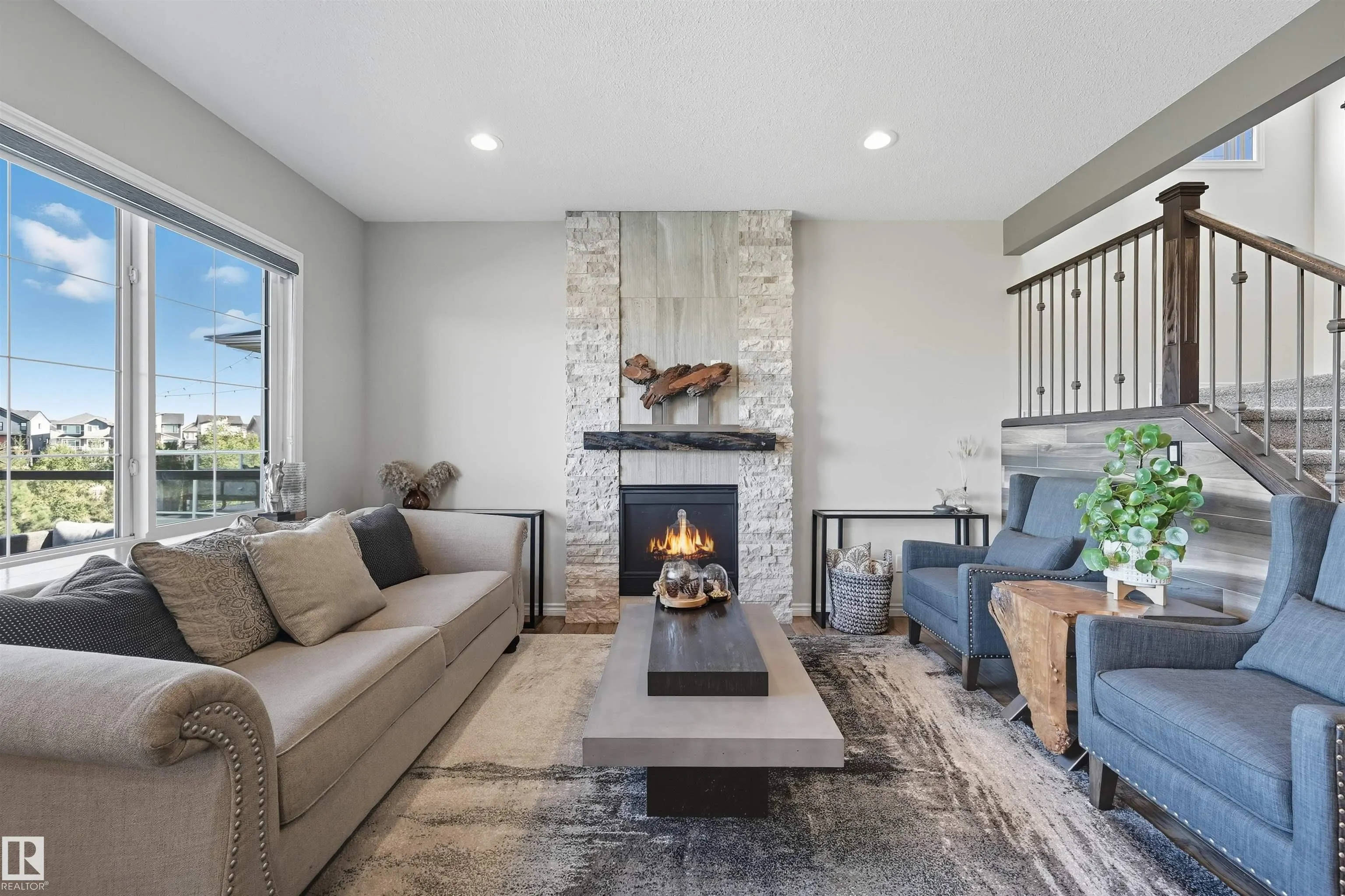 3414 PARKER Loop