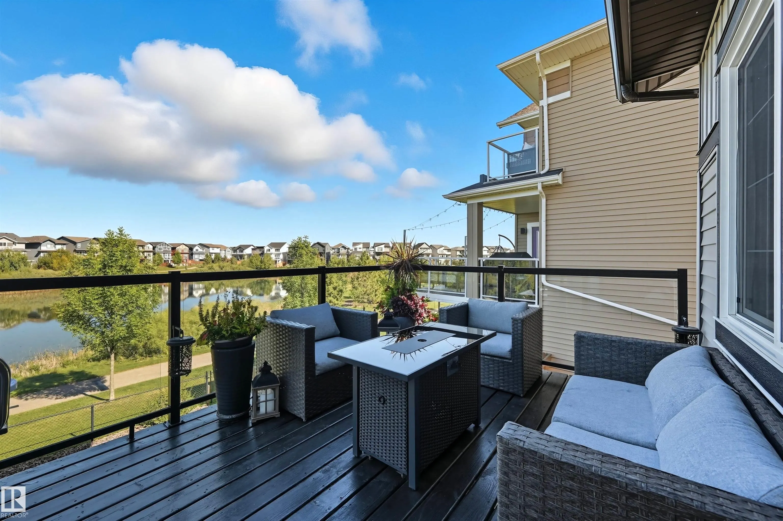 3414 PARKER Loop