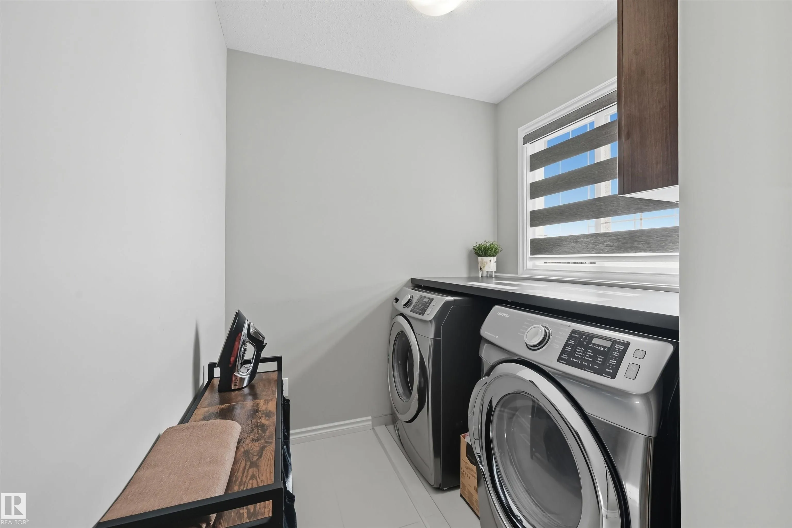3414 PARKER Loop