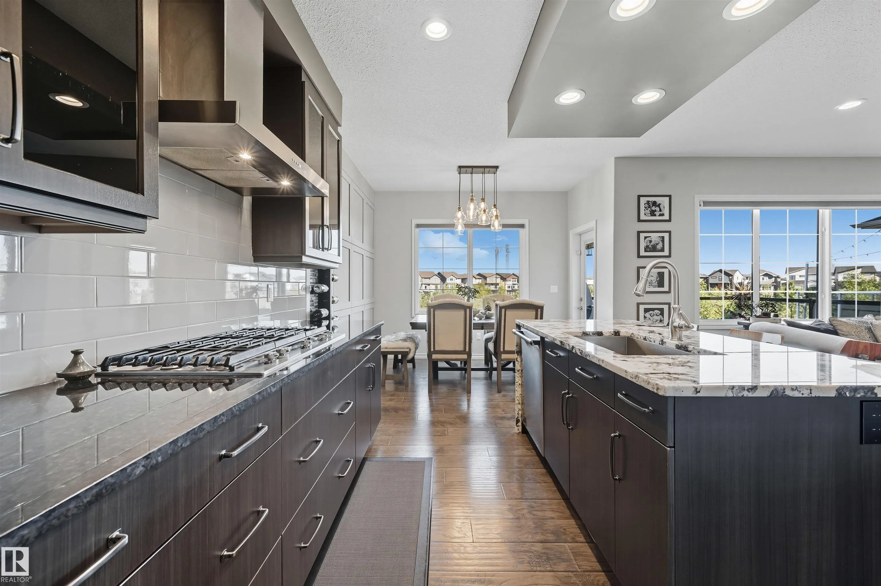 3414 PARKER Loop