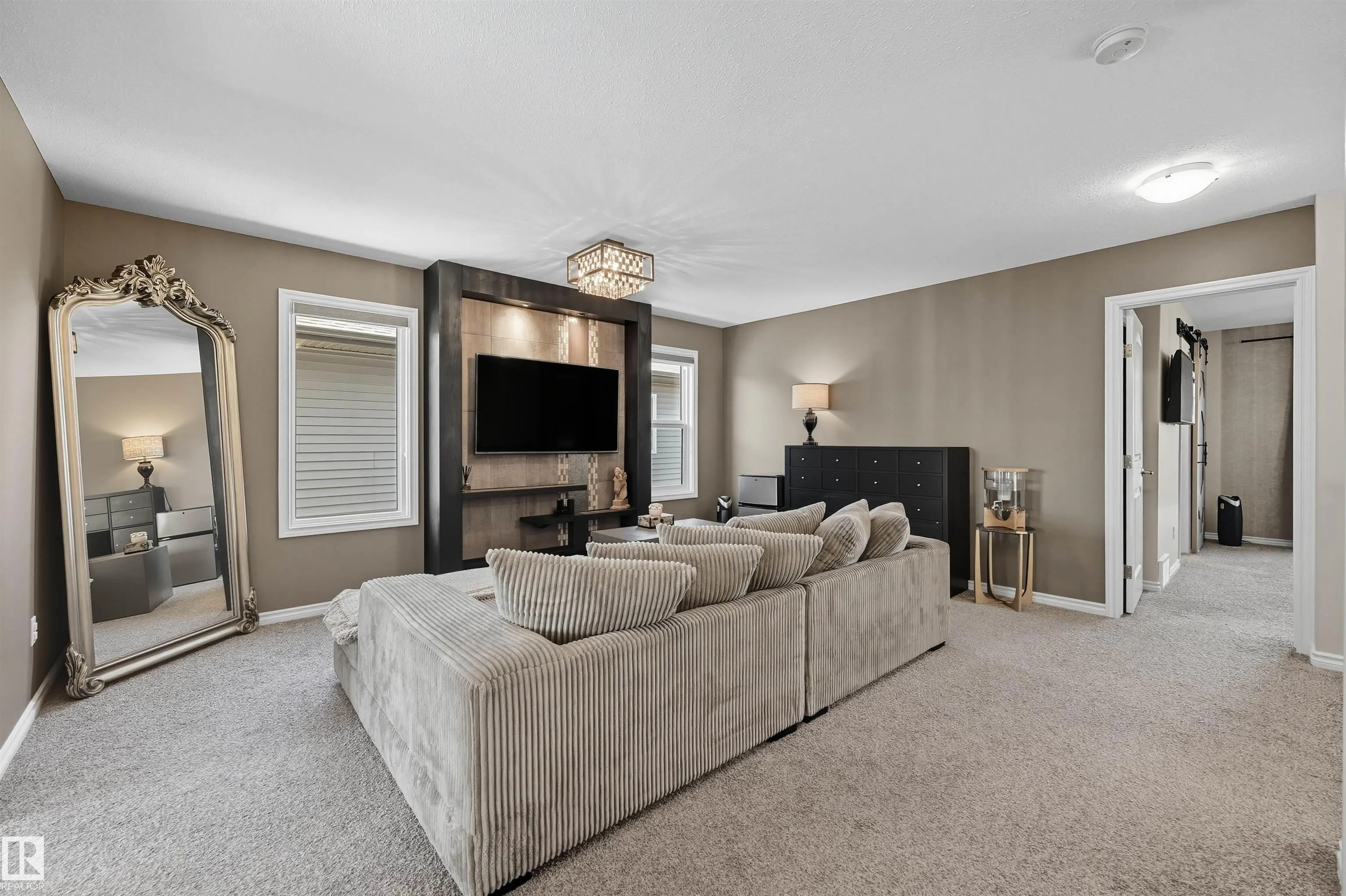 3414 PARKER Loop