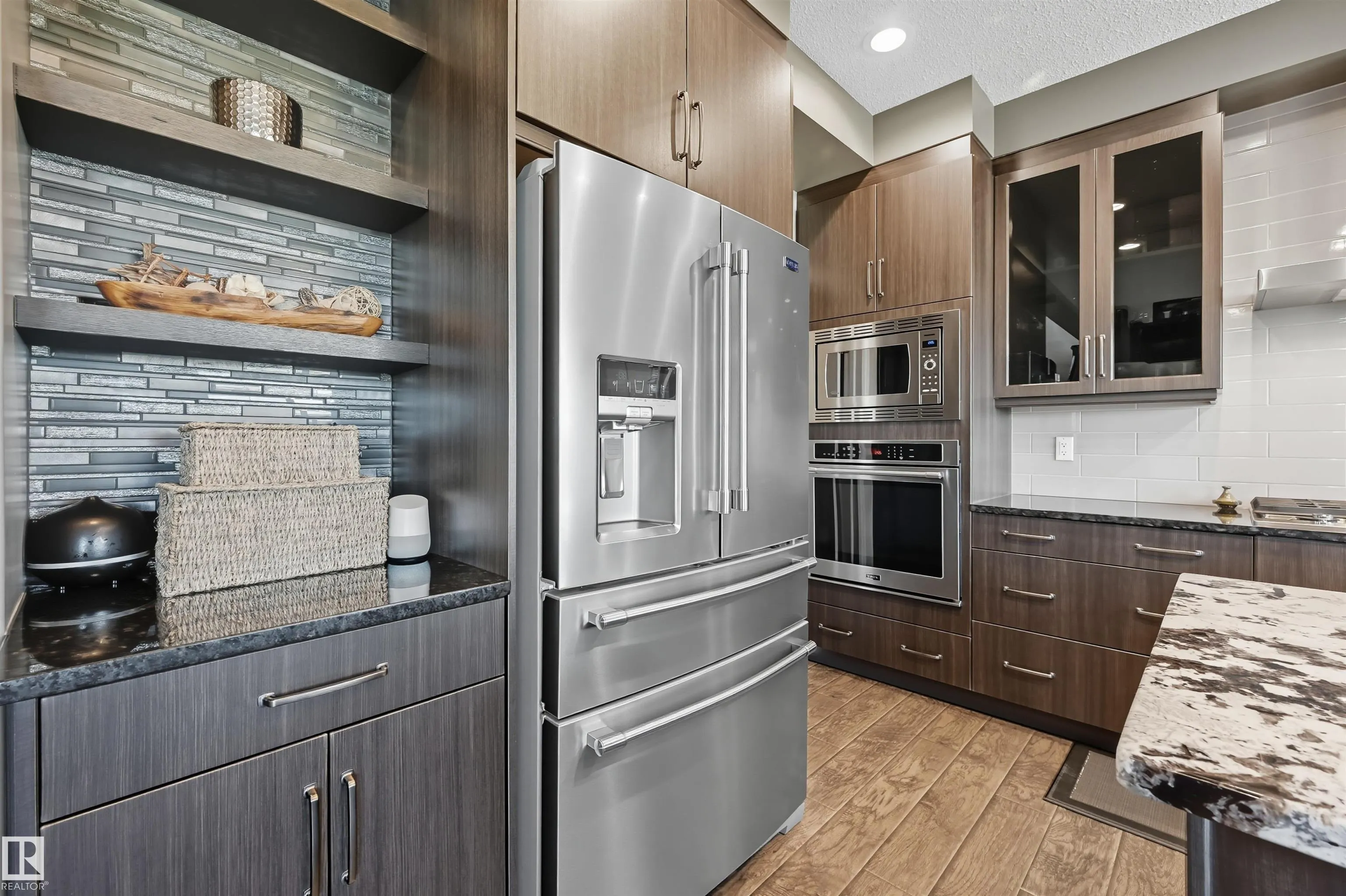 3414 PARKER Loop